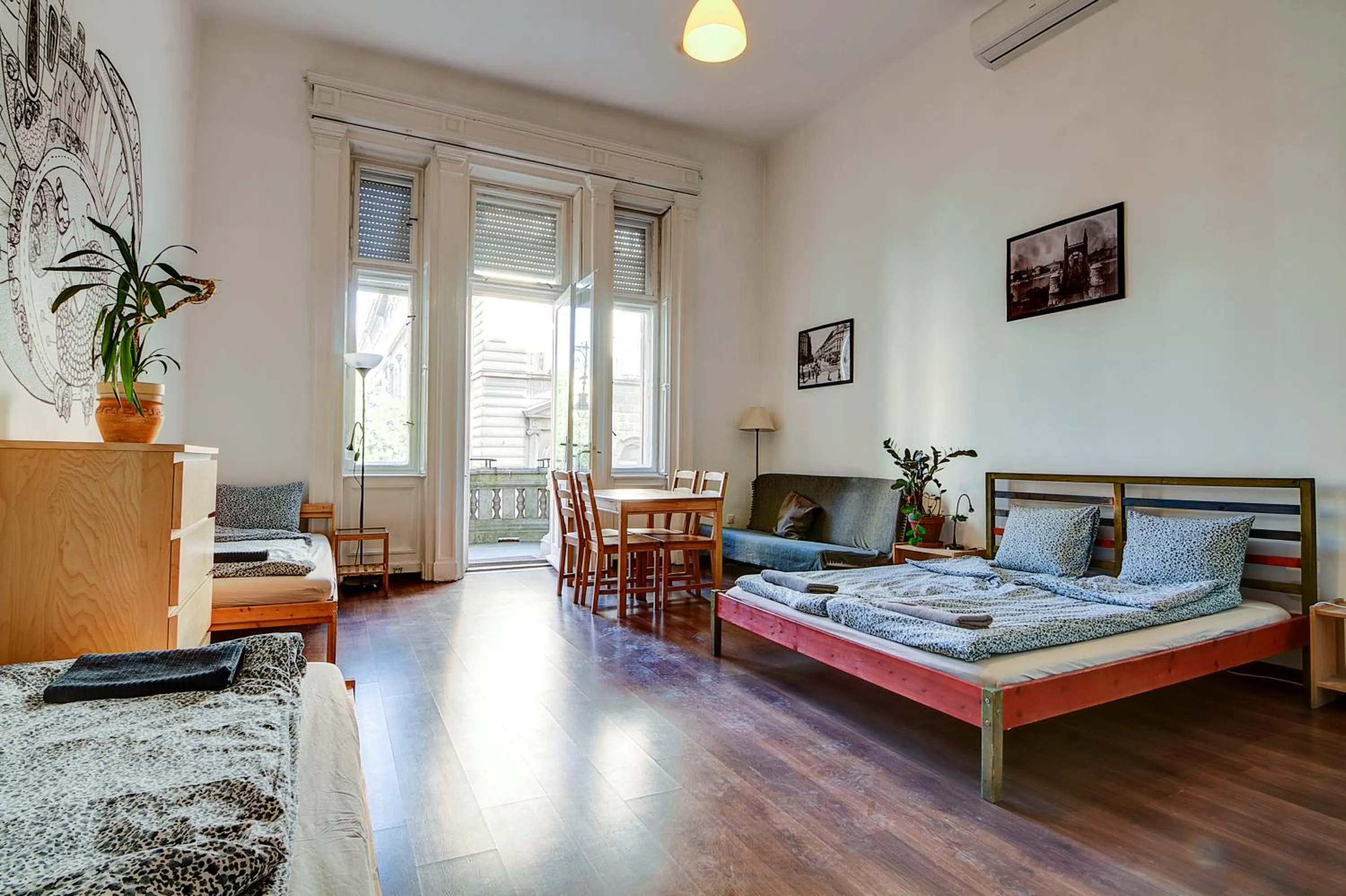 Bed in Pal's Hostel and Apartments