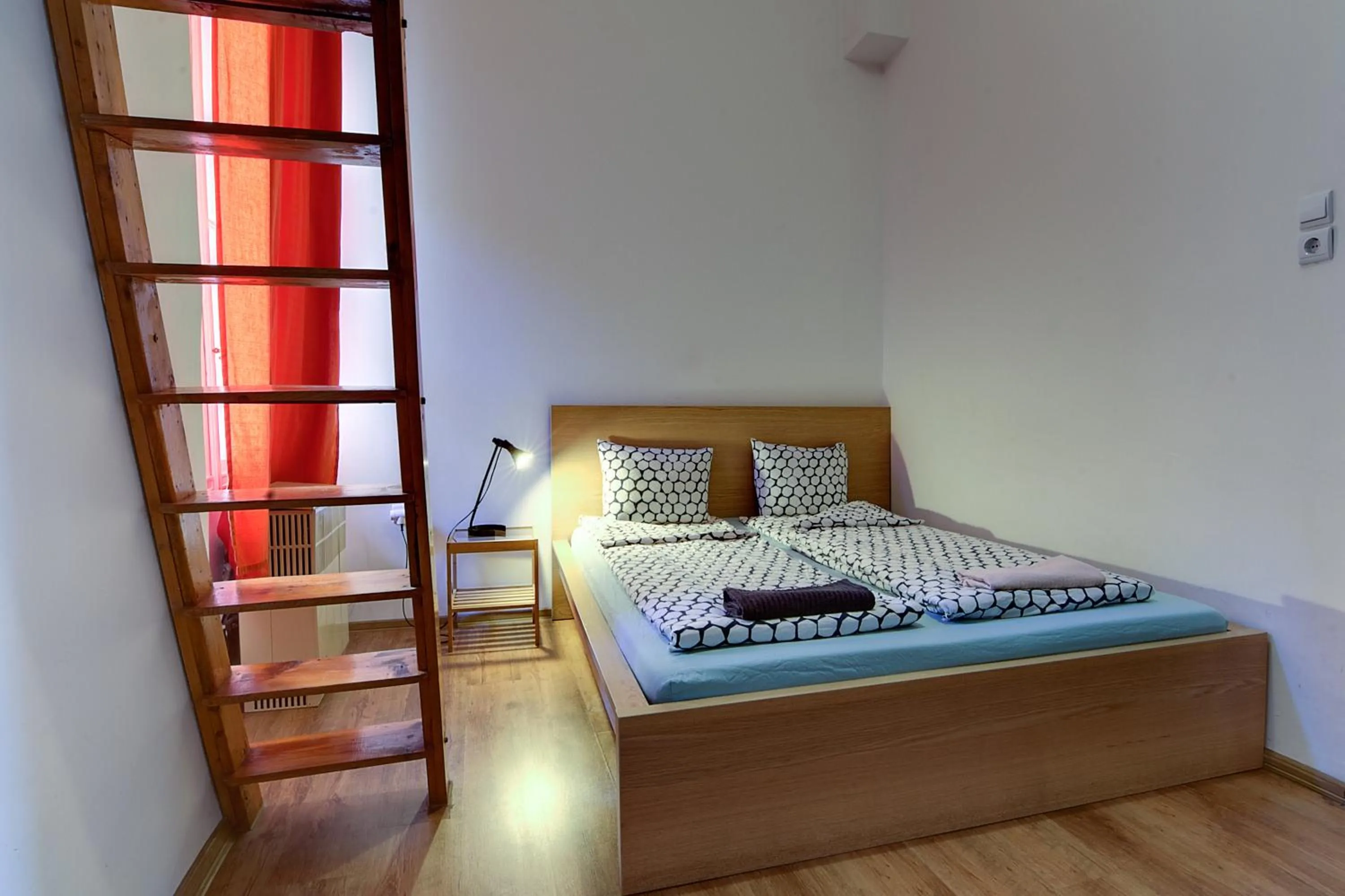 Bed in Pal's Hostel and Apartments