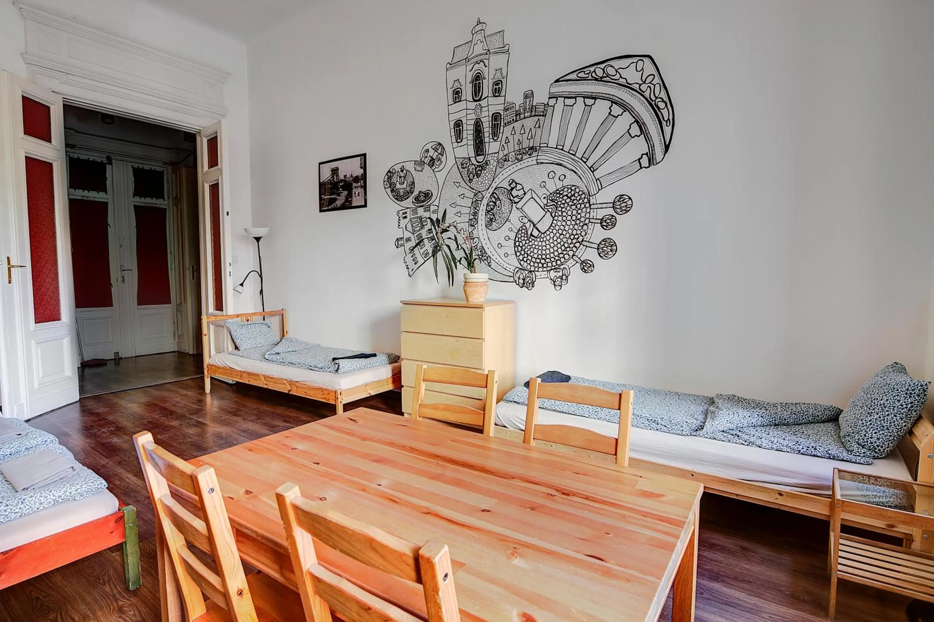 Bed in Pal's Hostel and Apartments