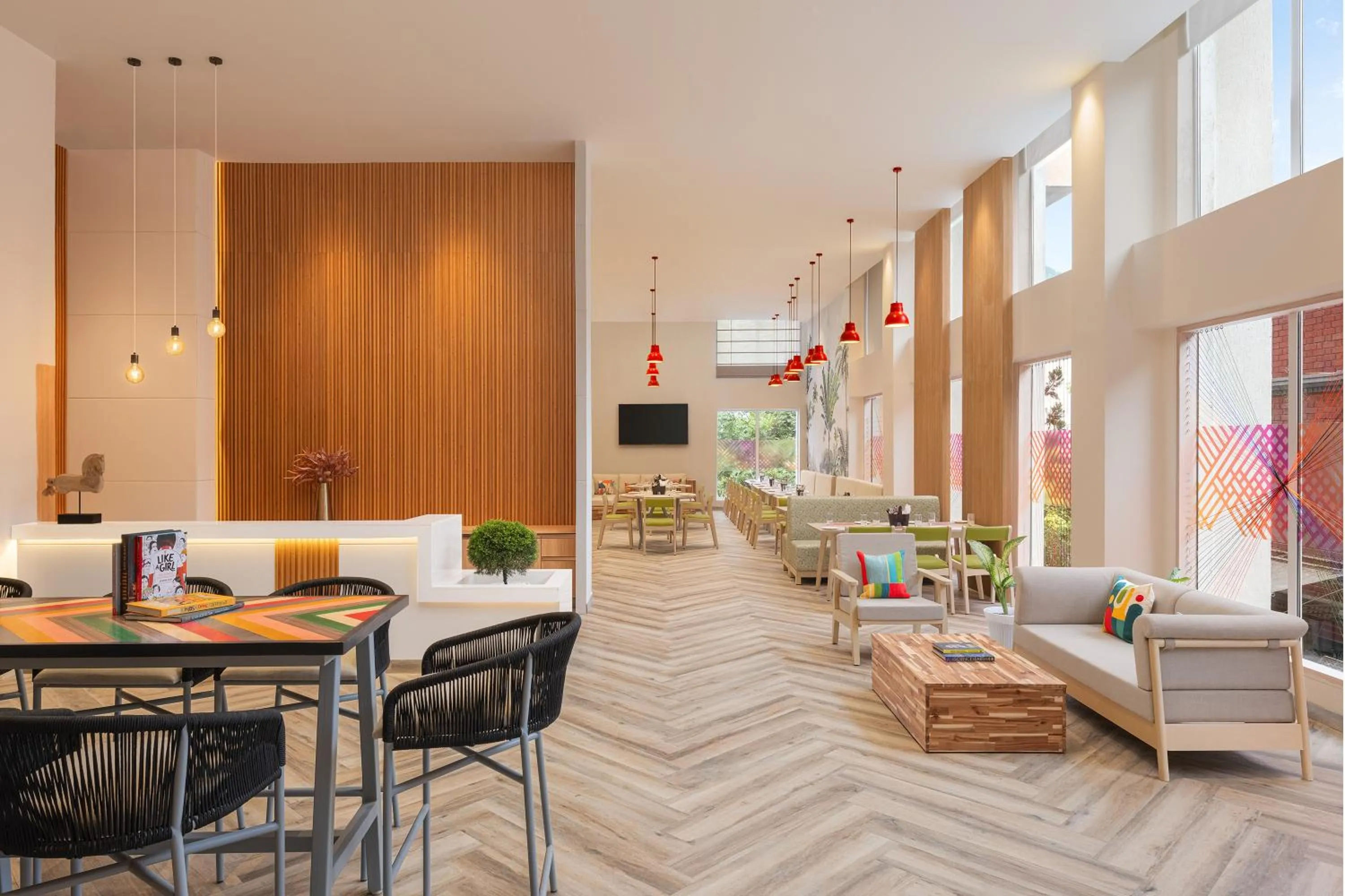 Communal lounge/ TV room in Ginger Dehradun, Rajpur Road