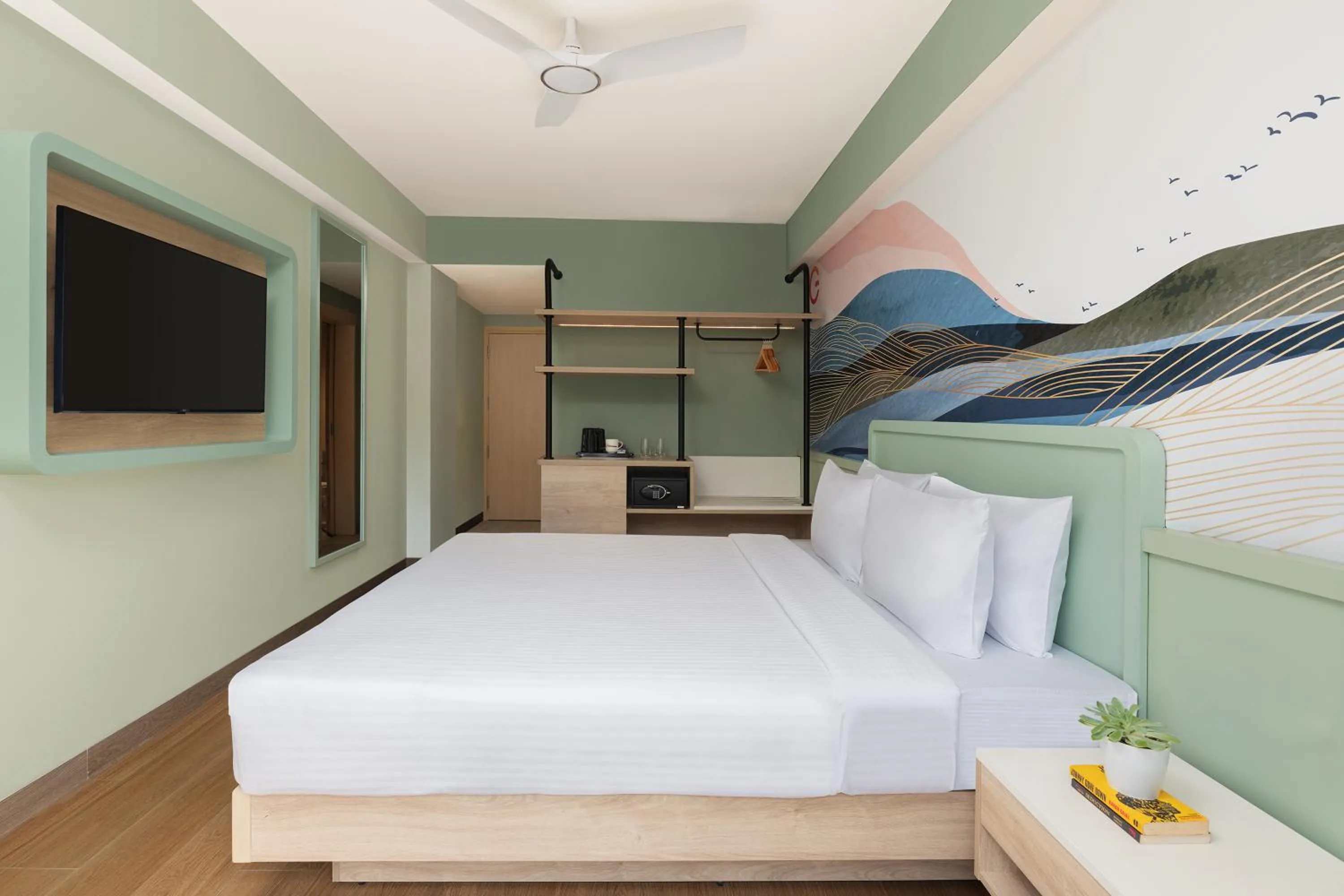 Bedroom, Bed in Ginger Dehradun, Rajpur Road