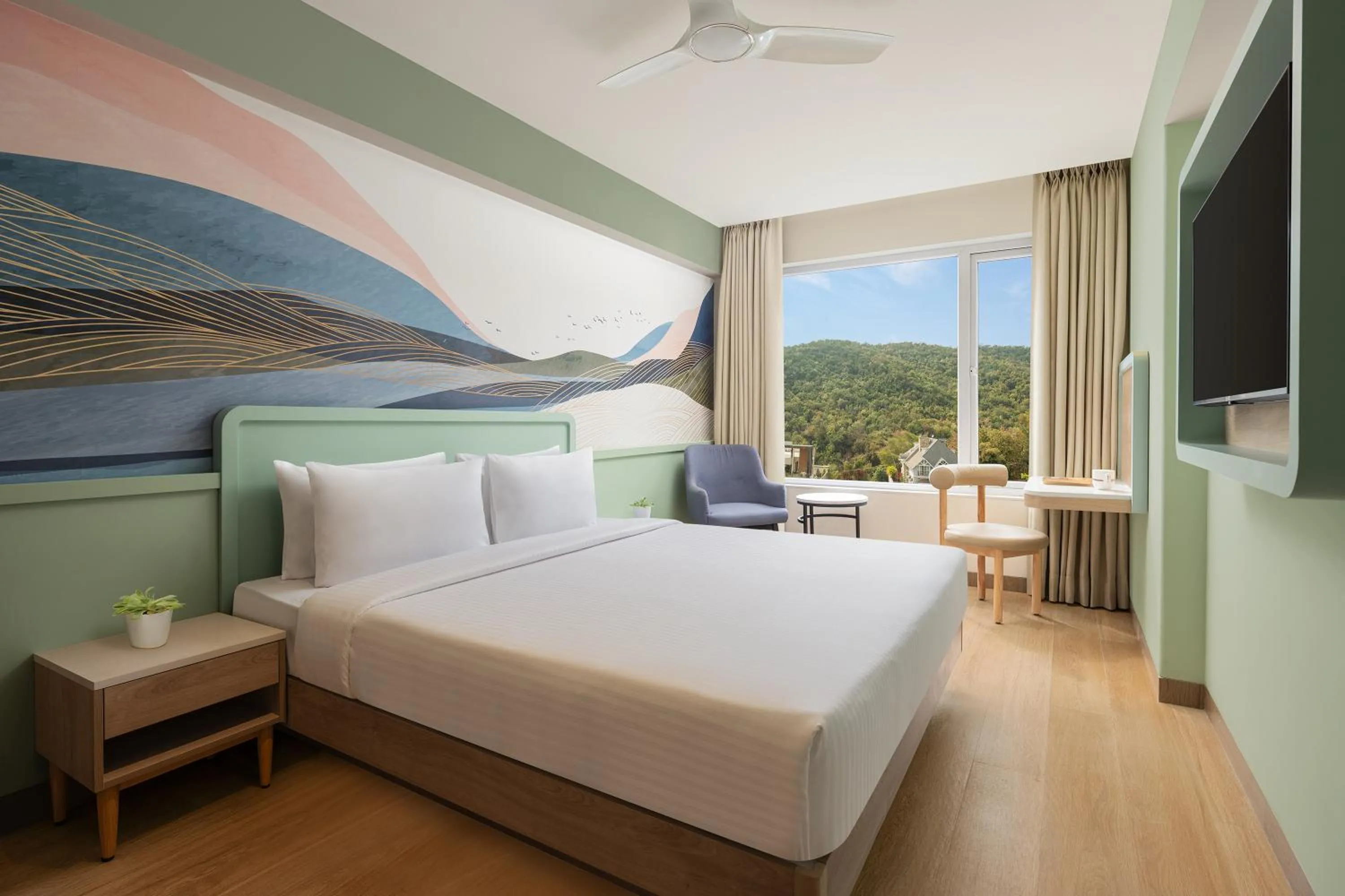 Bed in Ginger Dehradun, Rajpur Road