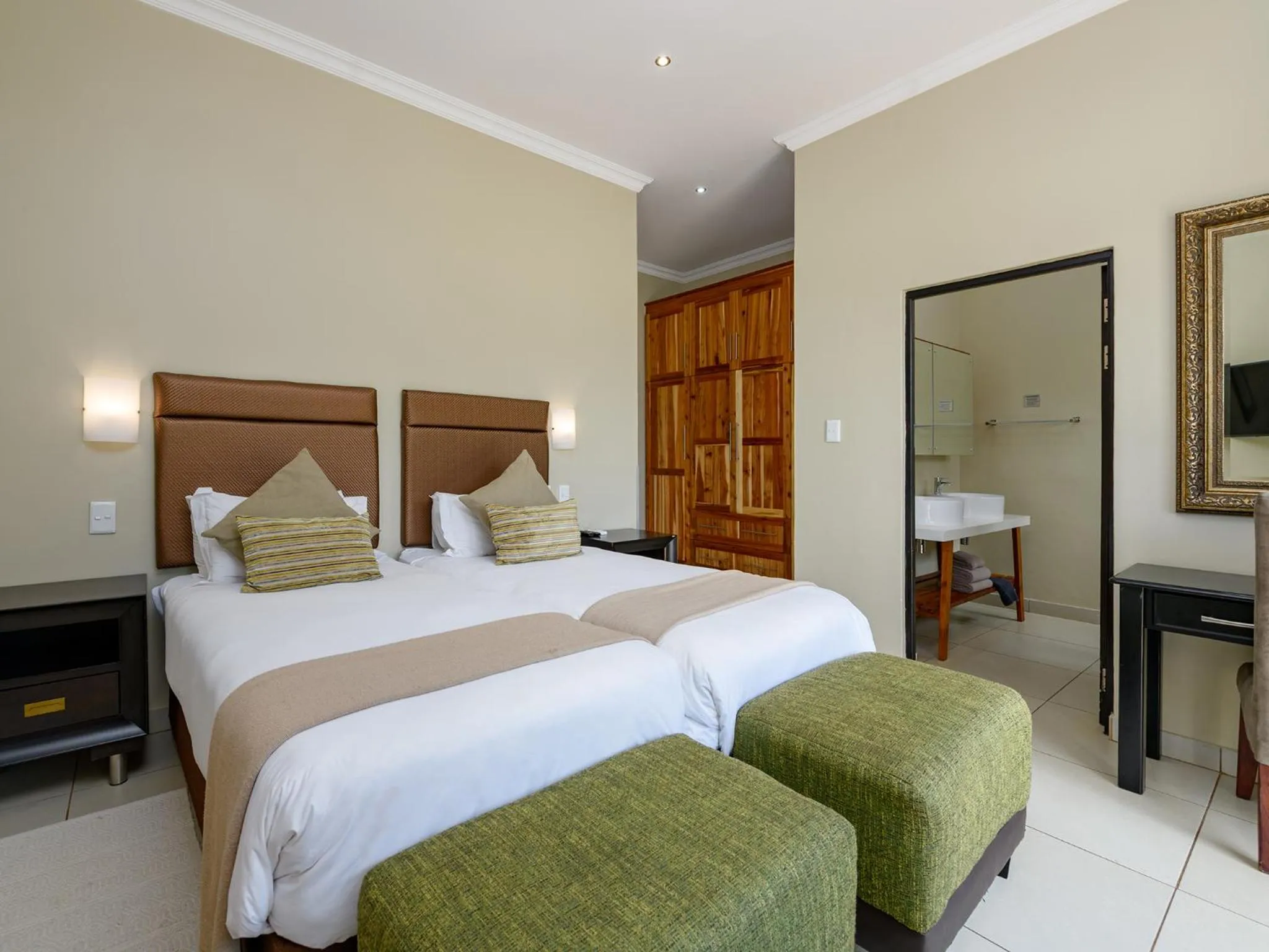 Bedroom in Monomotapa Village