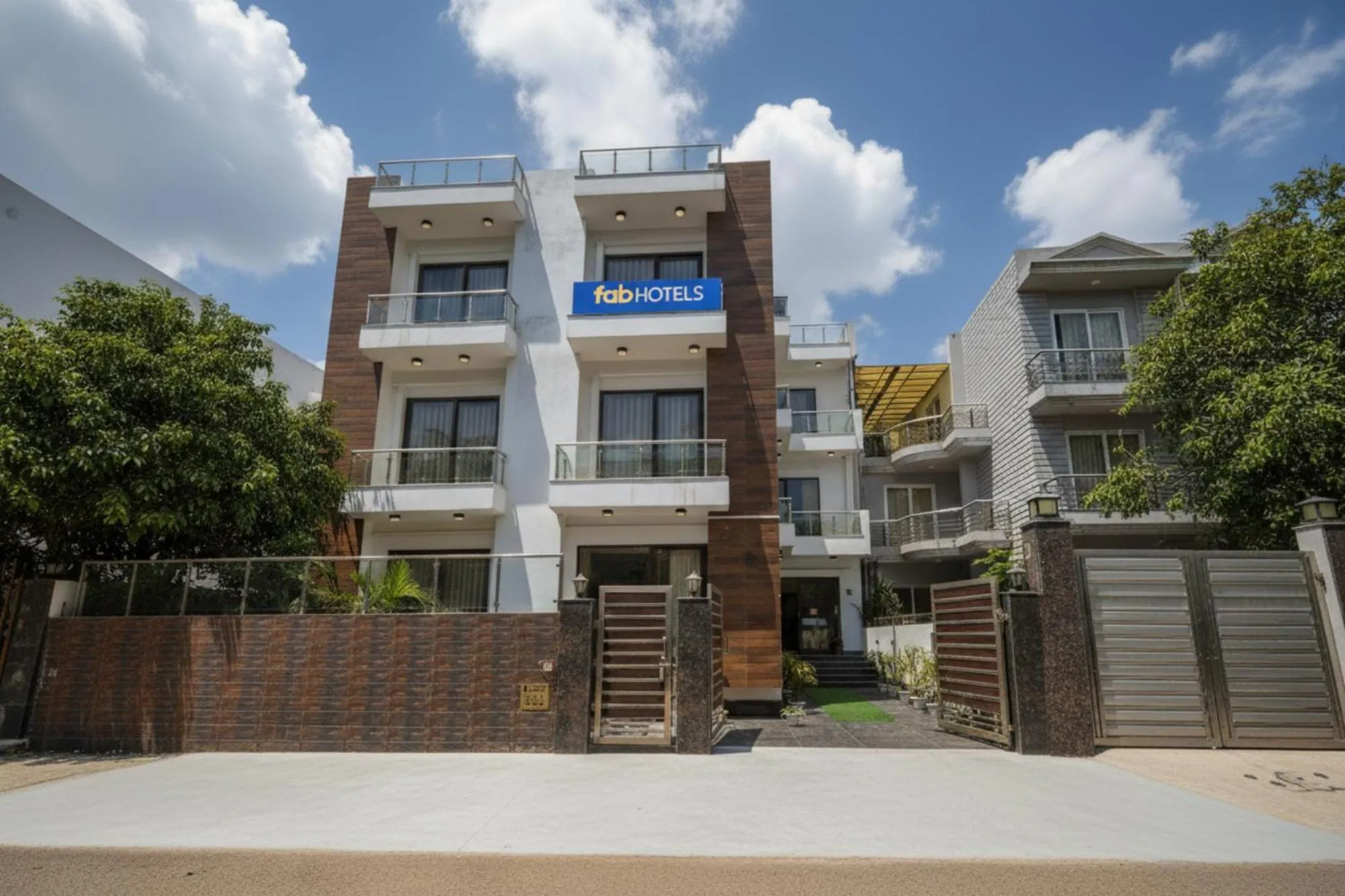 Property building in FabHotel Velvet Suites Near Millennium City Centre Gurugram