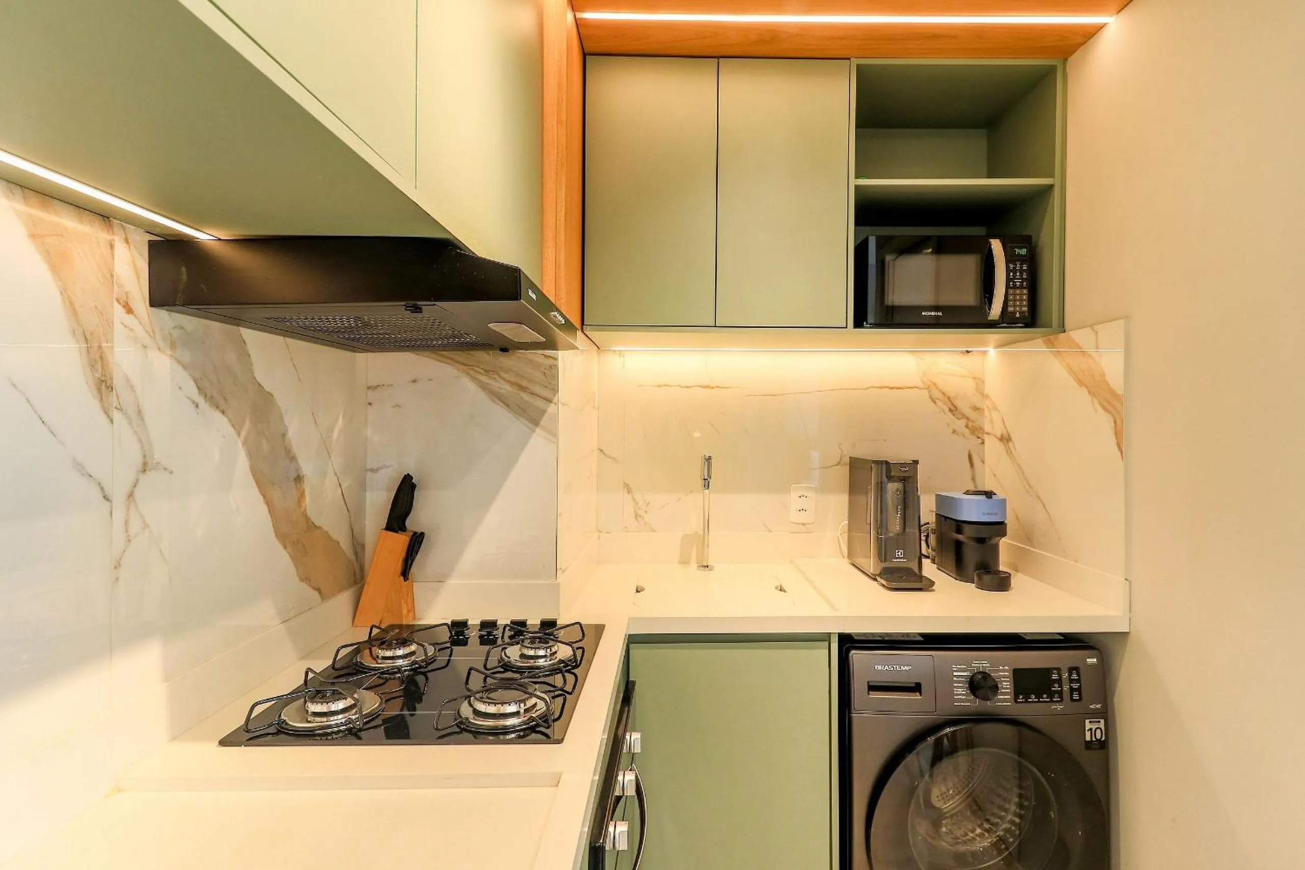 Kitchen or kitchenette in Composite Moema