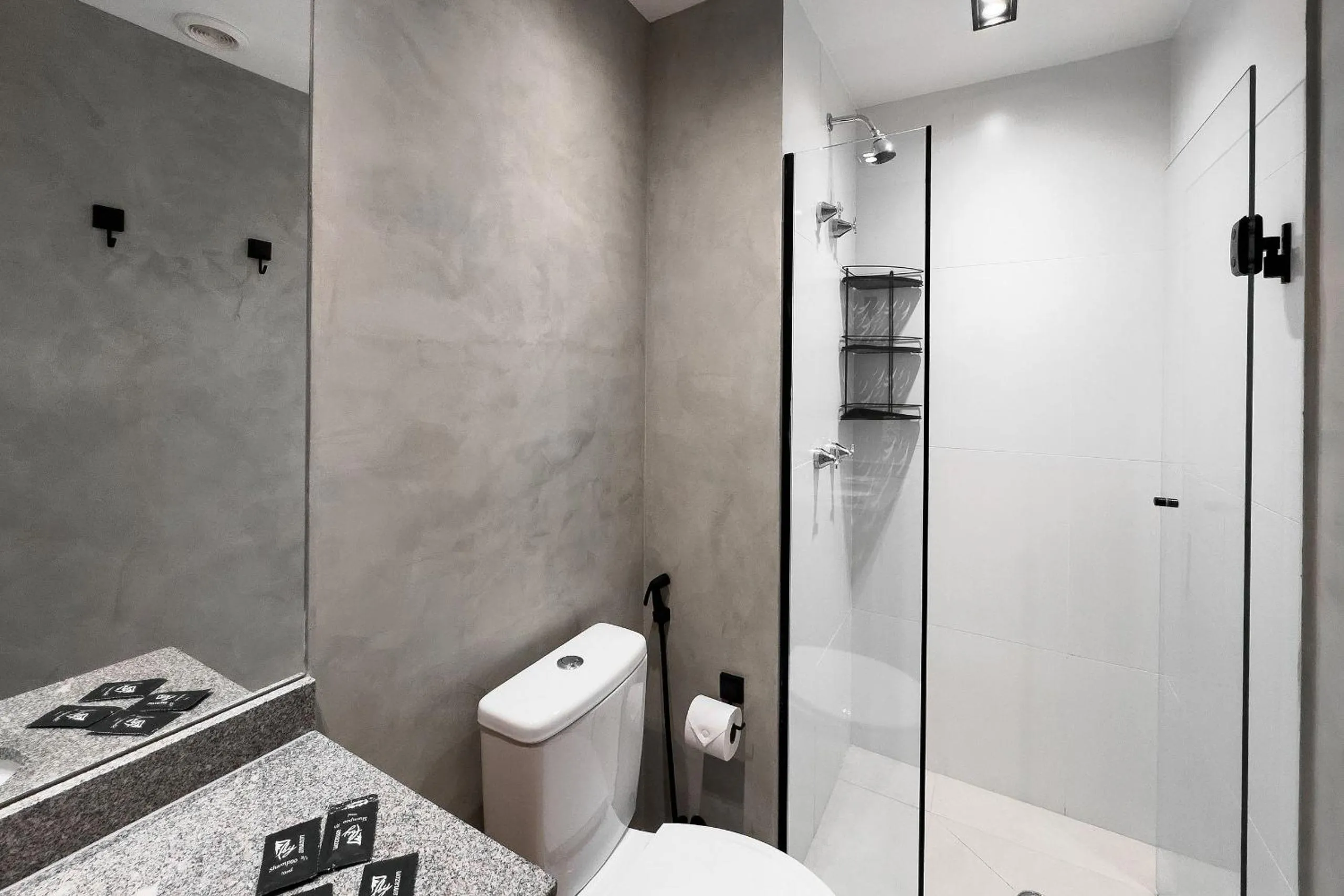 Toilet in Composite Moema