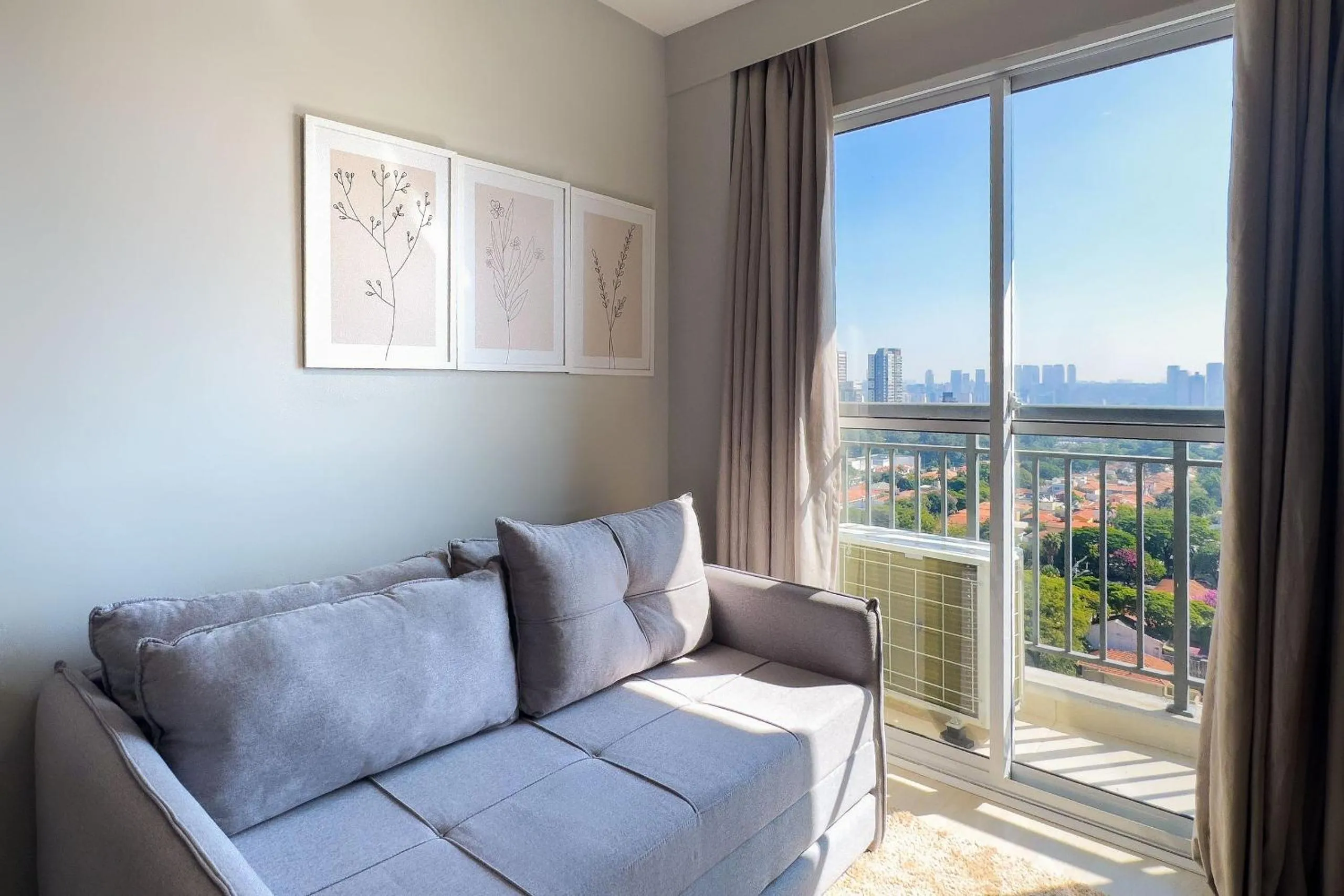 Living room in Composite Moema