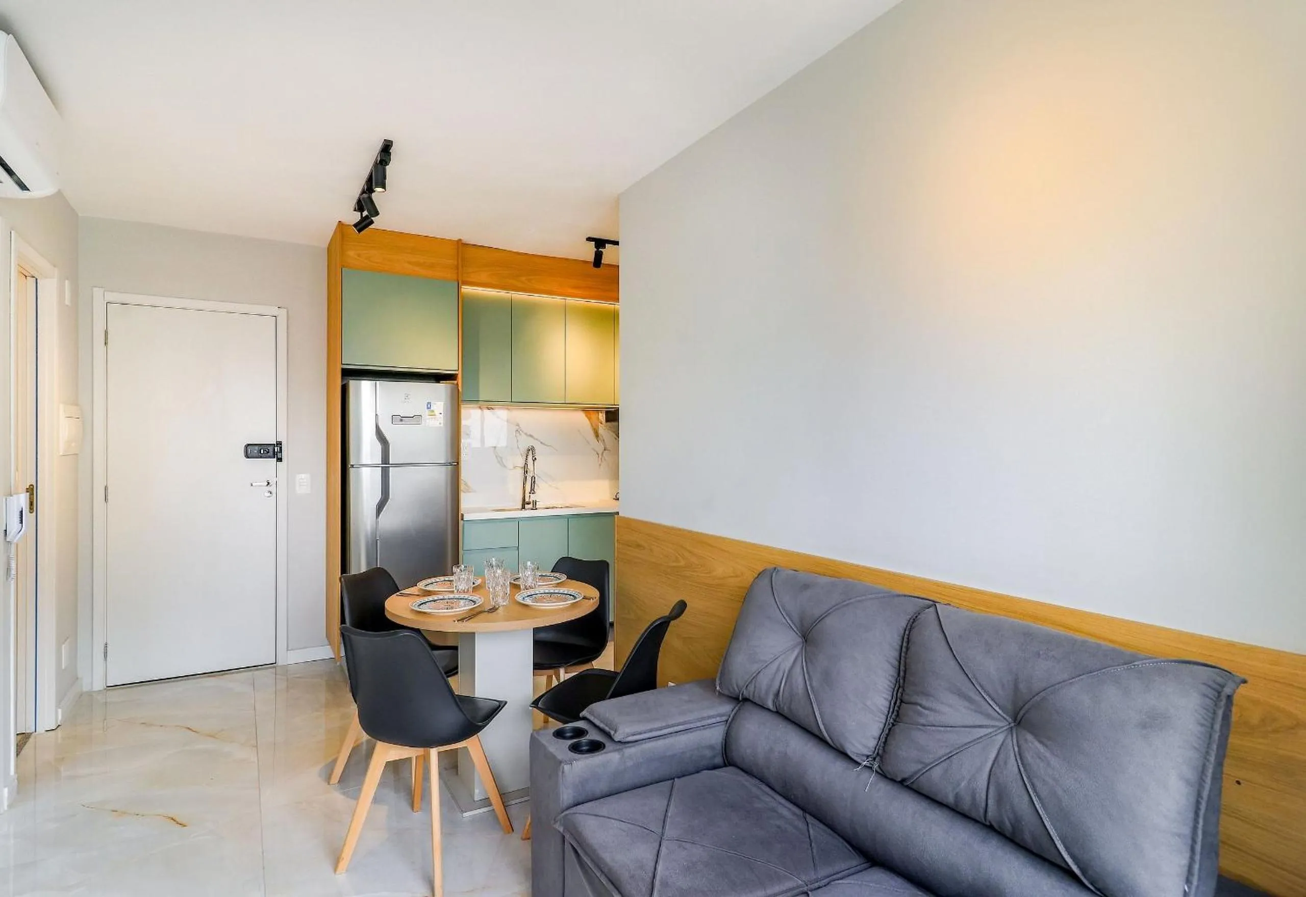 Living room in Composite Moema