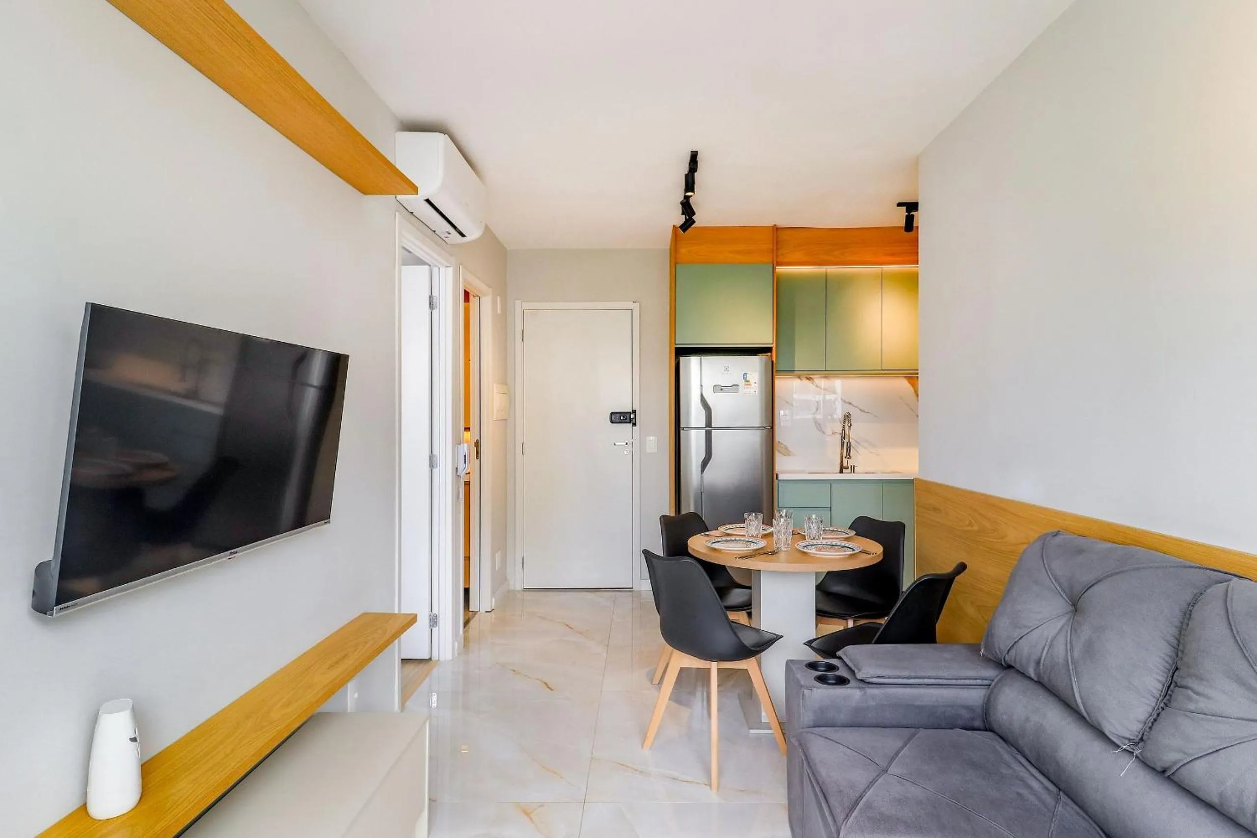 Living room in Composite Moema