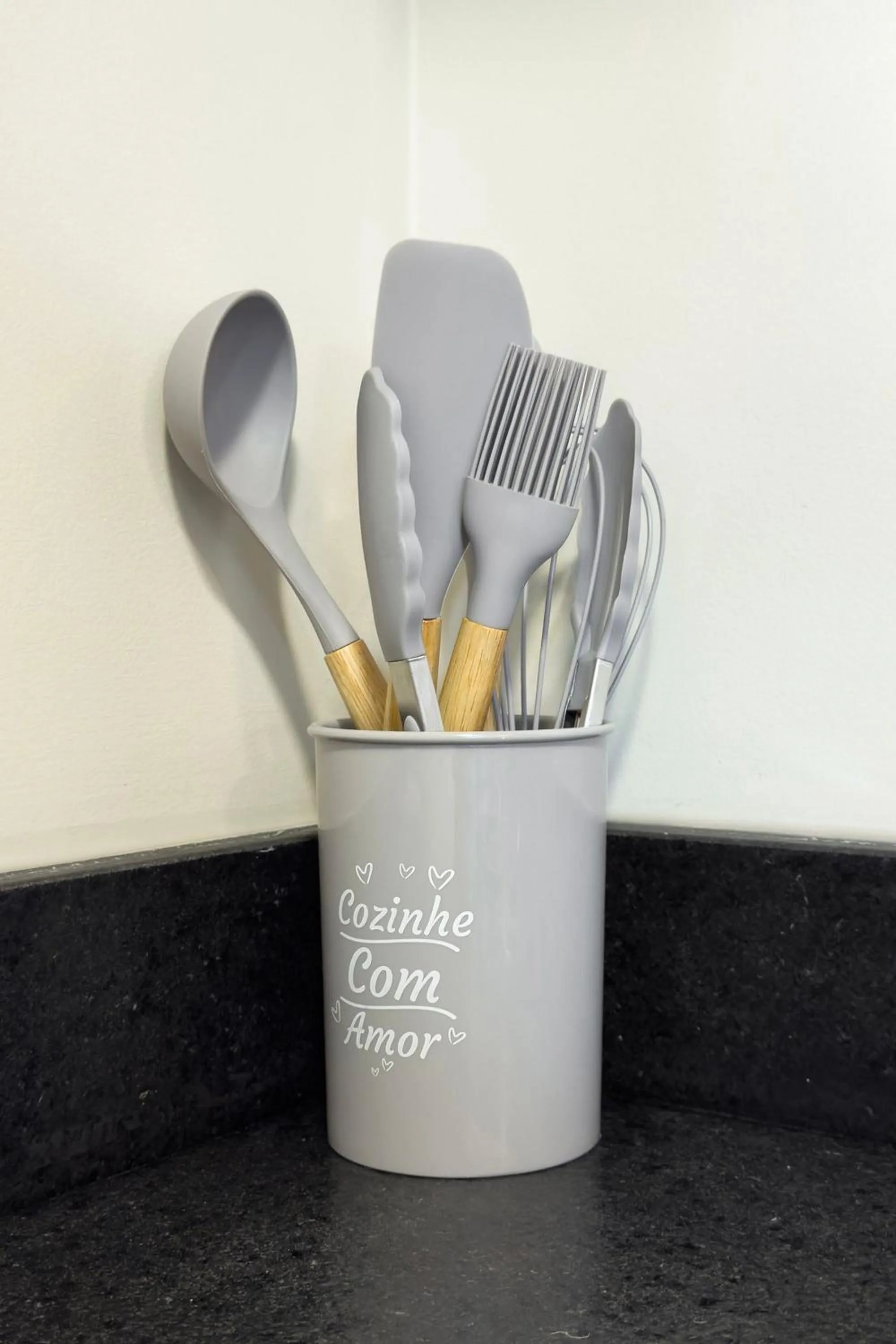 Kitchen or kitchenette in Composite Moema