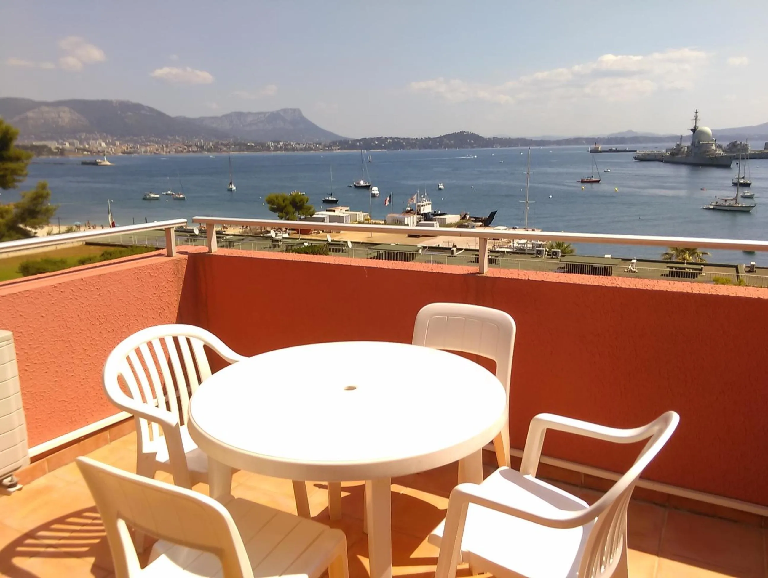 Patio in Résidence Pierre & Vacances Les Jardins de la Côte d'Azur