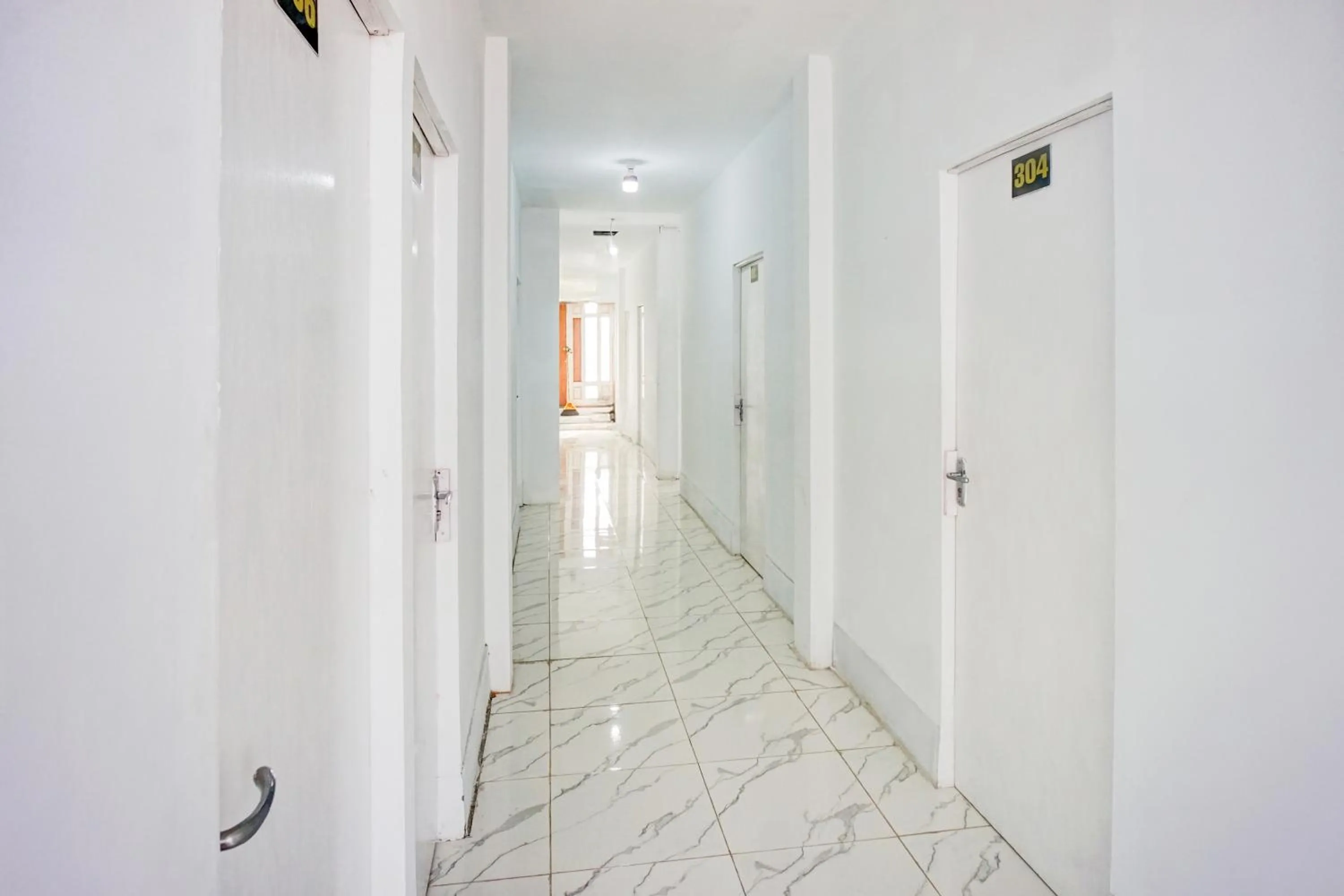 Lobby or reception in Hotel O Banda Aceh near Masjid Raya Baiturrahman formerly Wisma Tsacita