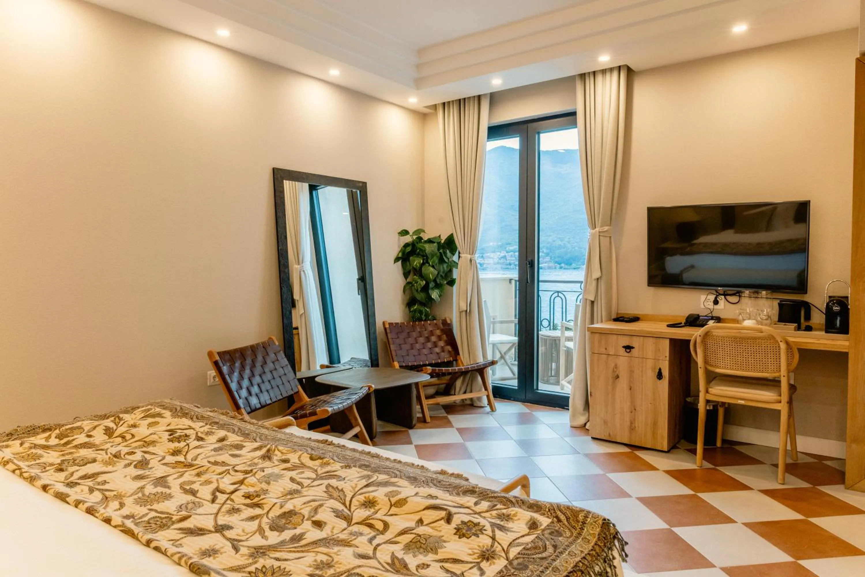 Deluxe Double Room with Balcony and Sea View in Adiya Signature Hotel - Adults only