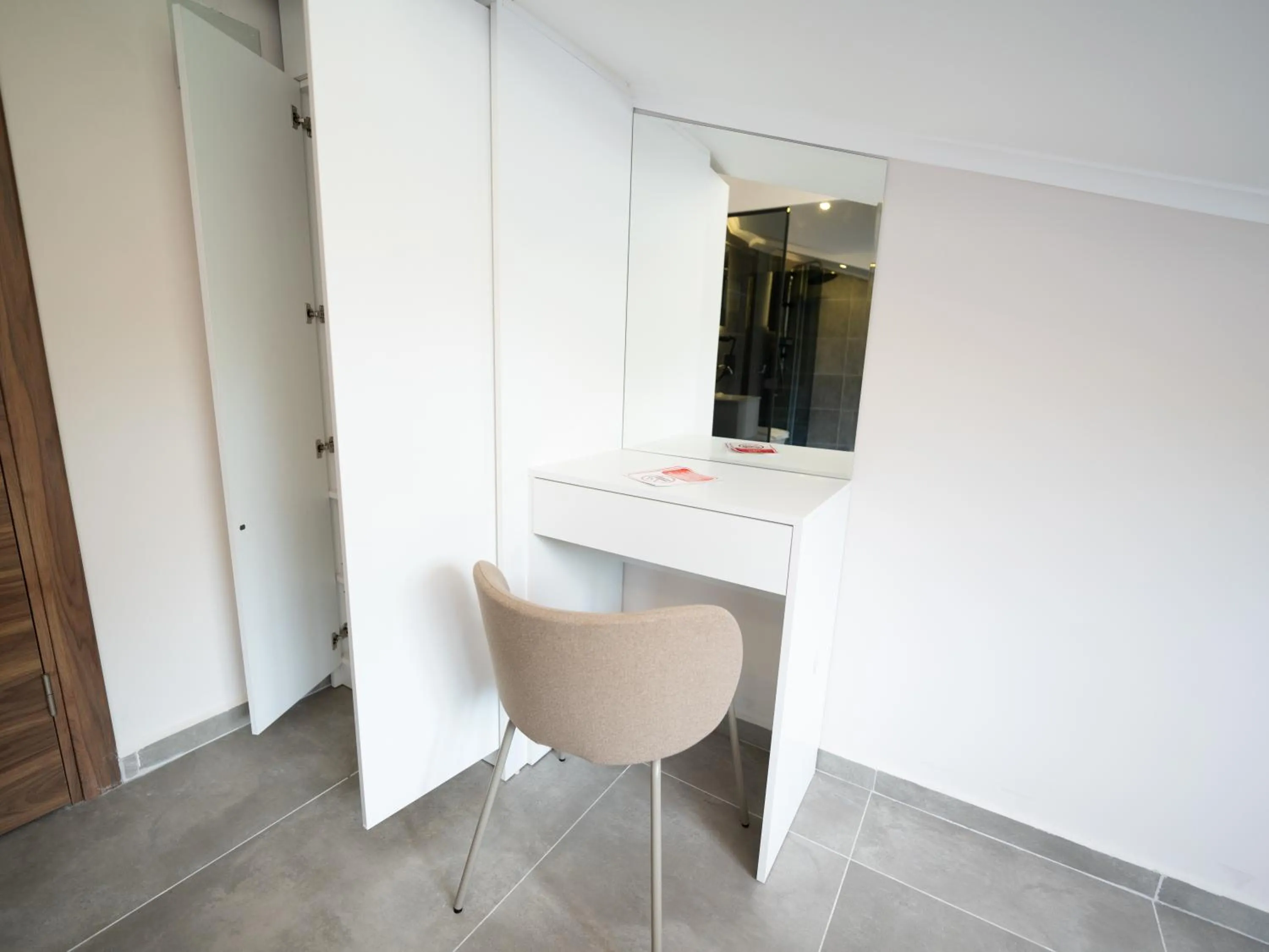 wardrobe in Dalyan Lorend Inn