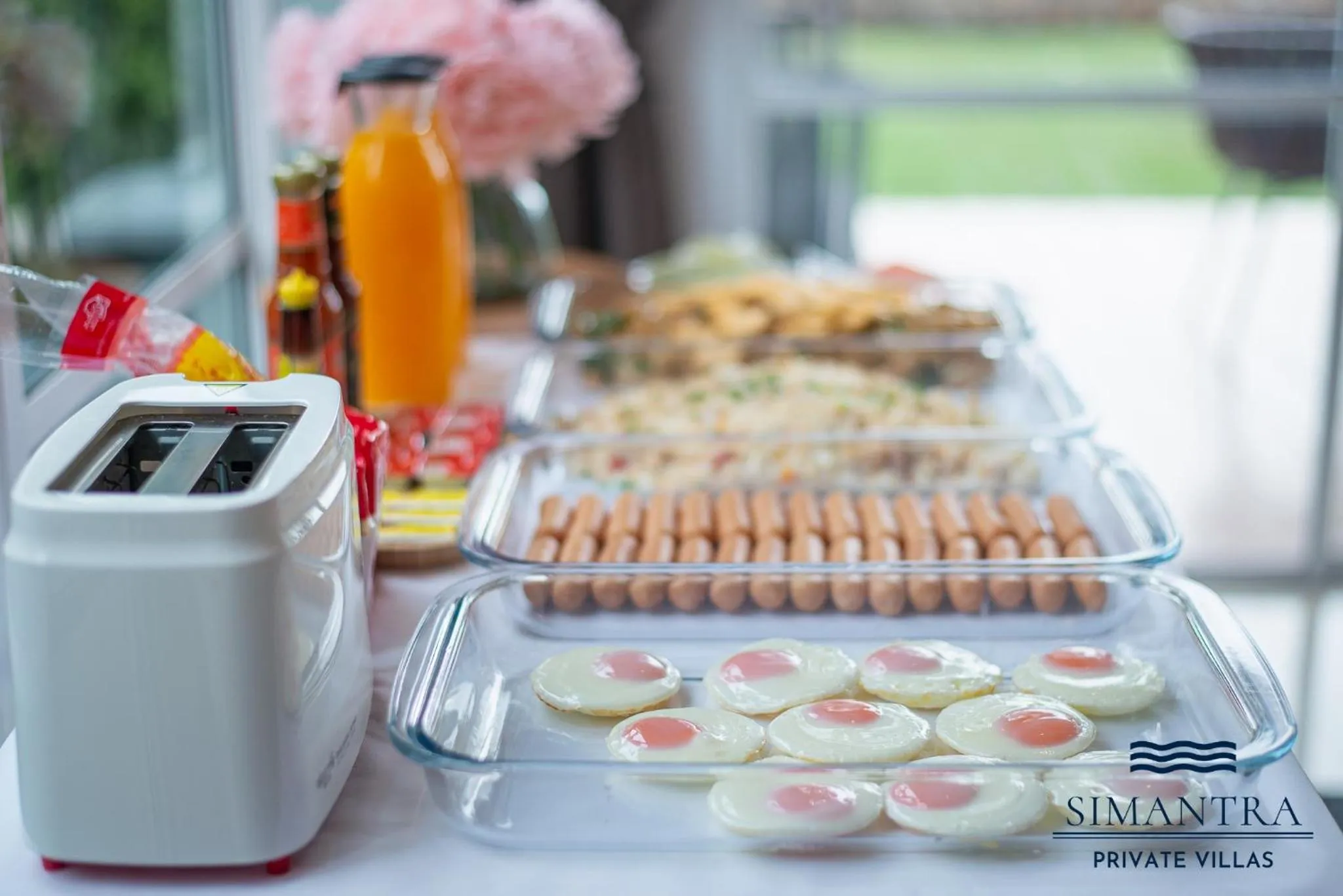 Breakfast in Simantra Private Villas