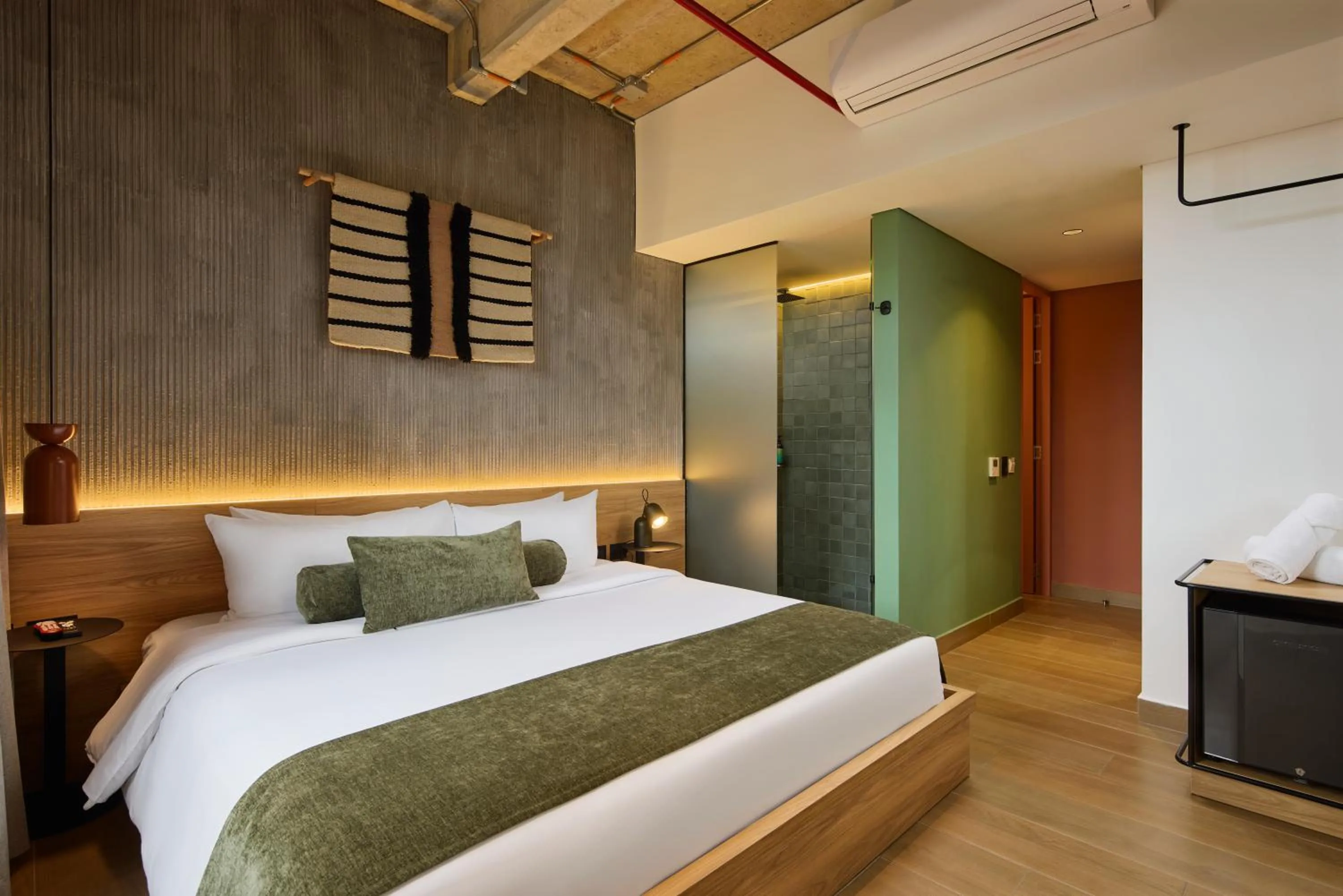 Bed in Hunters Hotel by Jalo