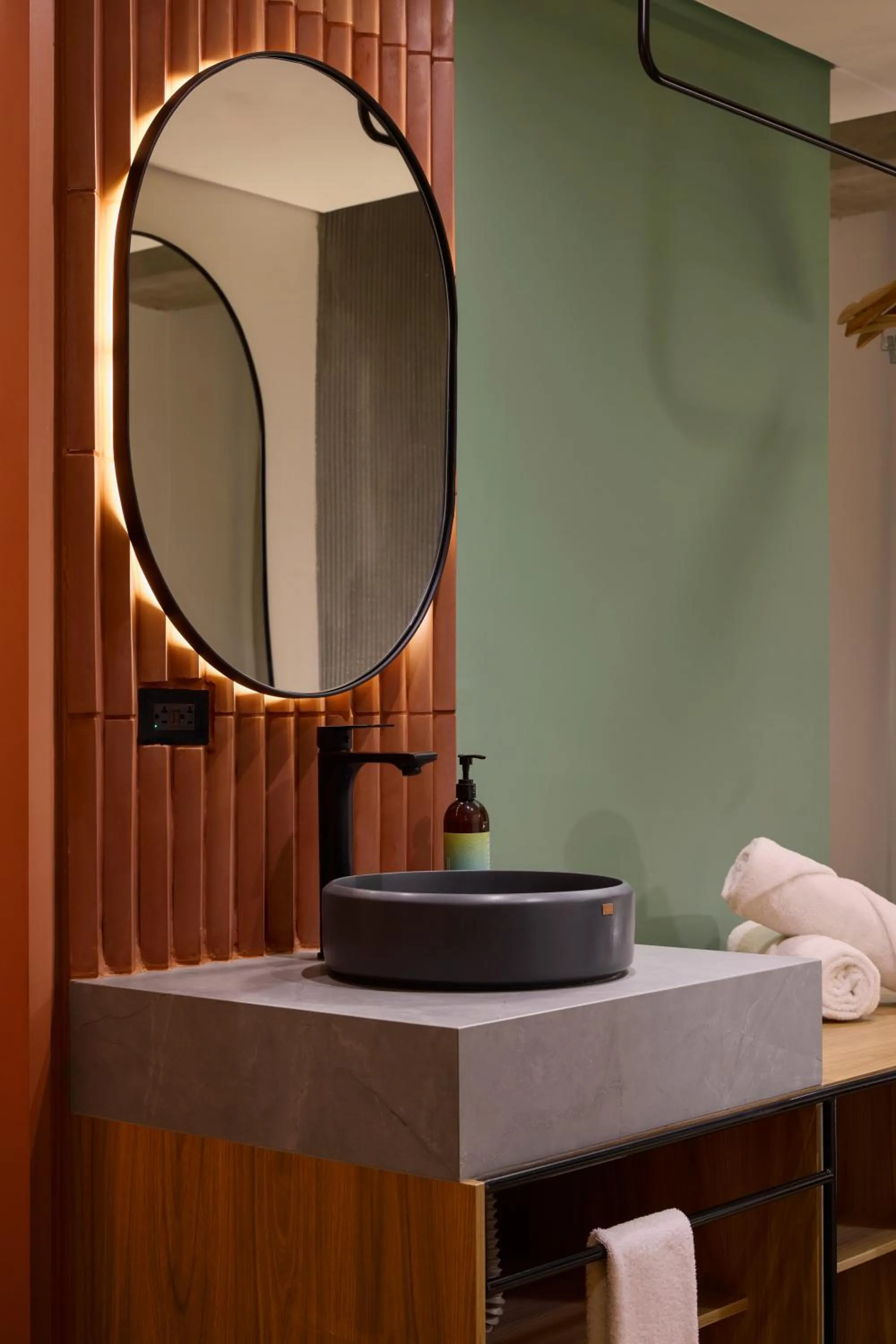 Bathroom in Hunters Hotel by Jalo