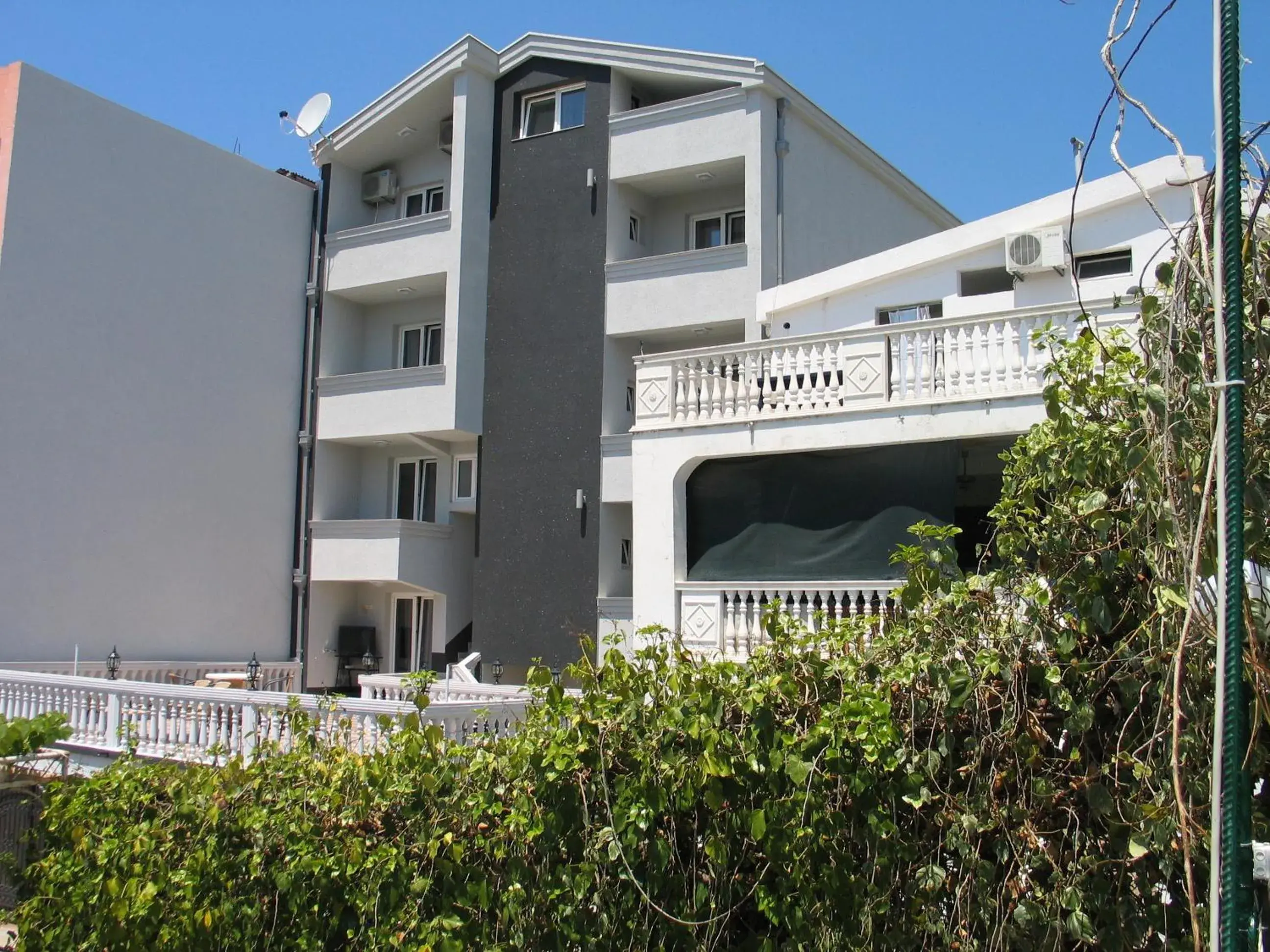 Guest House Dena Guest House Dena
