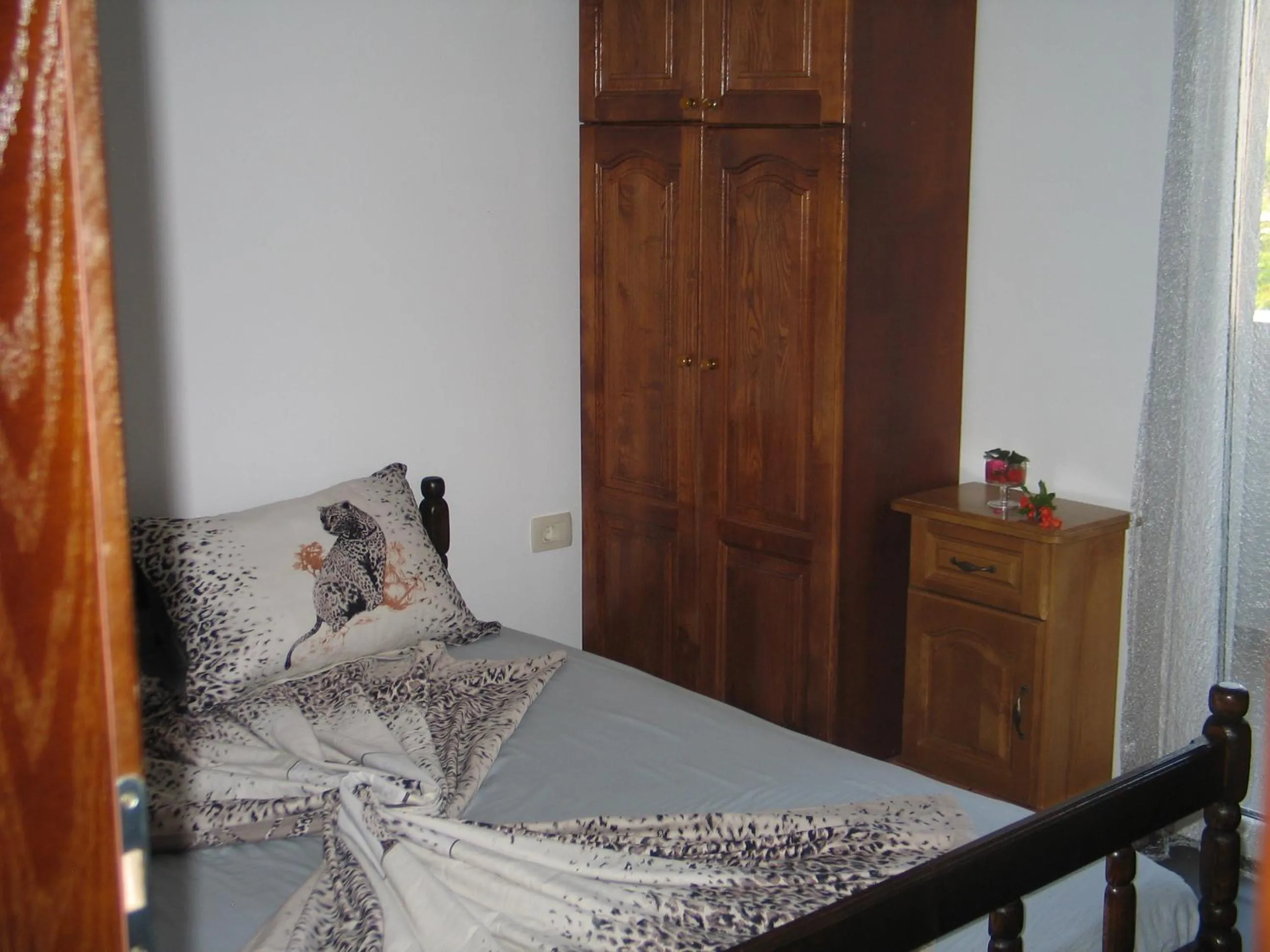 Quintuple Room with Balcony  in Guest House Dena