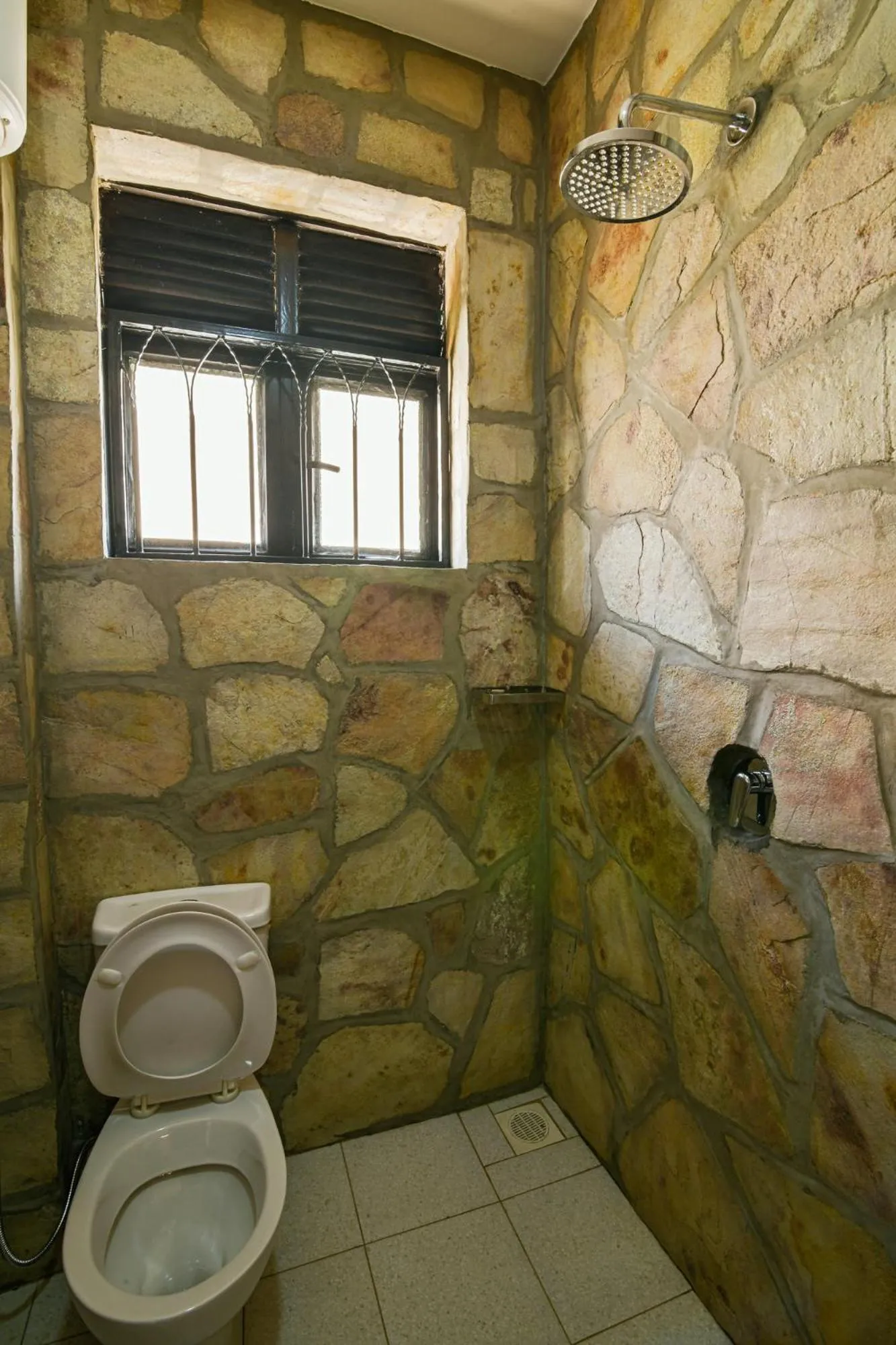 Toilet in Aqueduct 1359 Hotel Apartments
