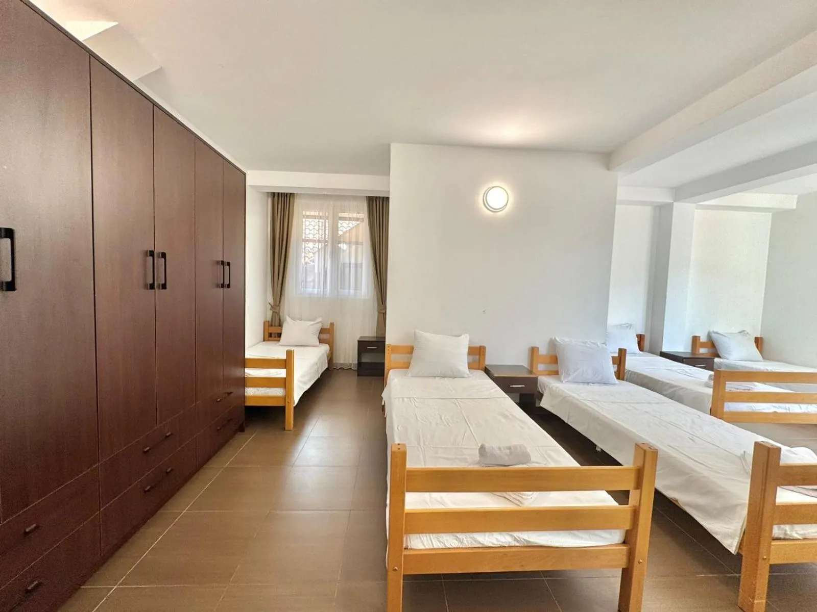 Bed in Hotel Lobo Budva