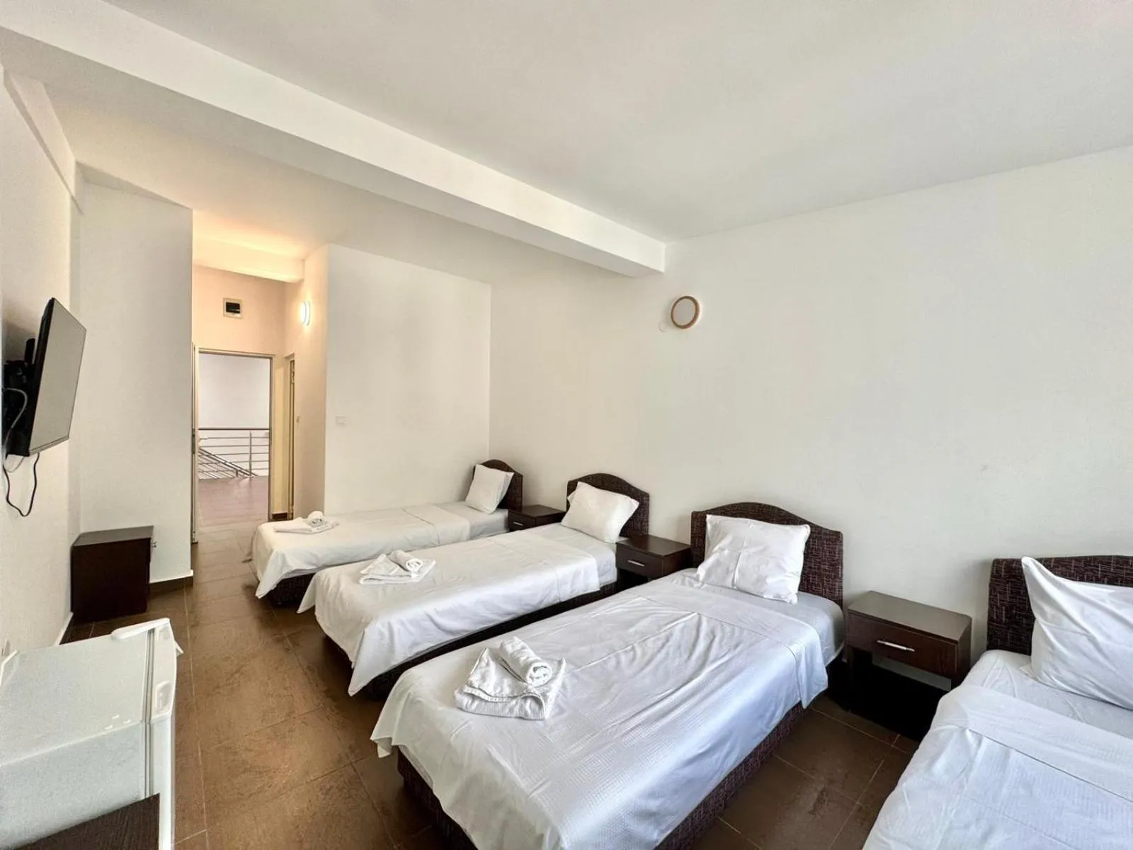Bed in Hotel Lobo Budva