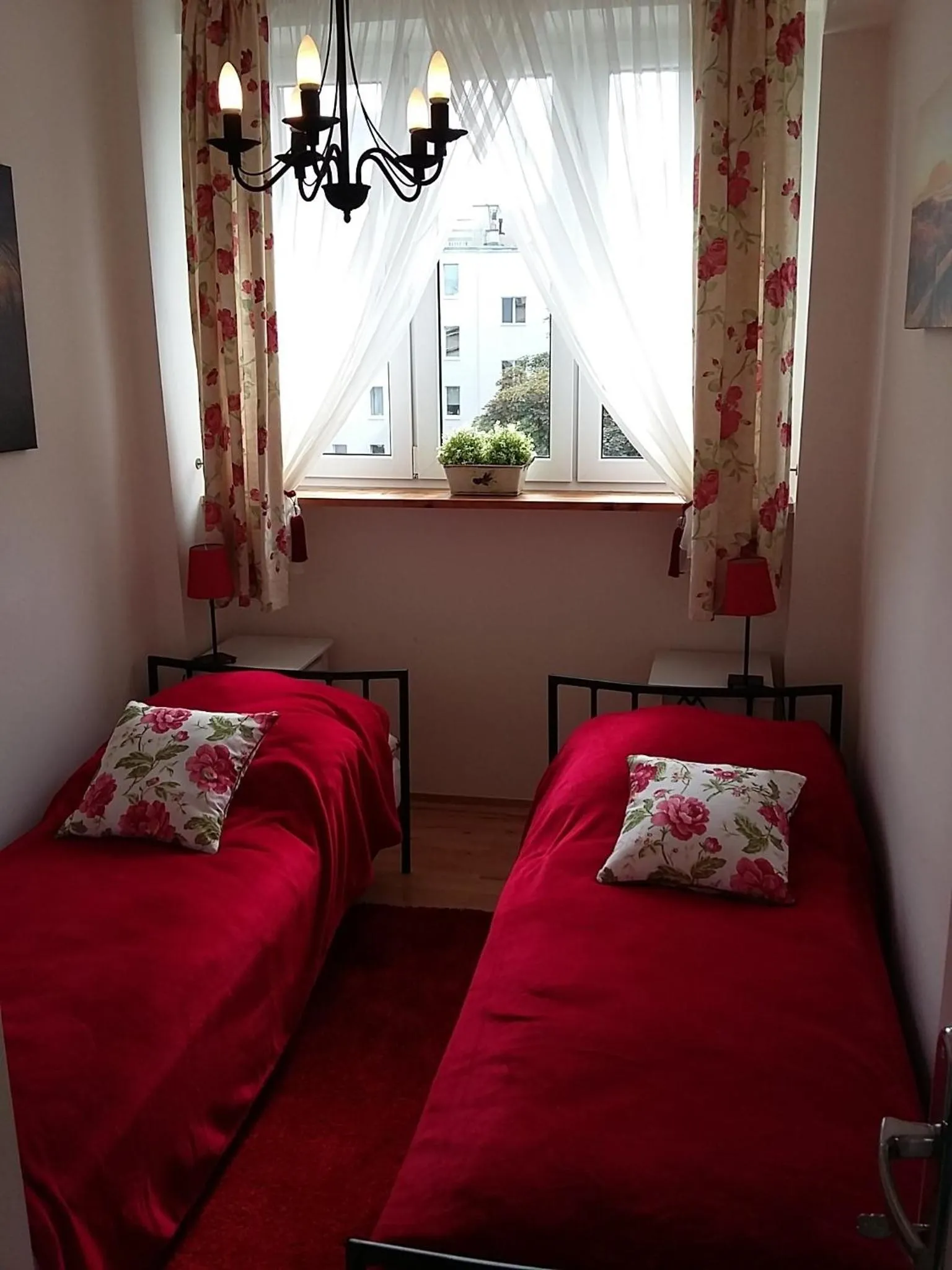Day, Bed in Warsaw Kredytowa Apartment