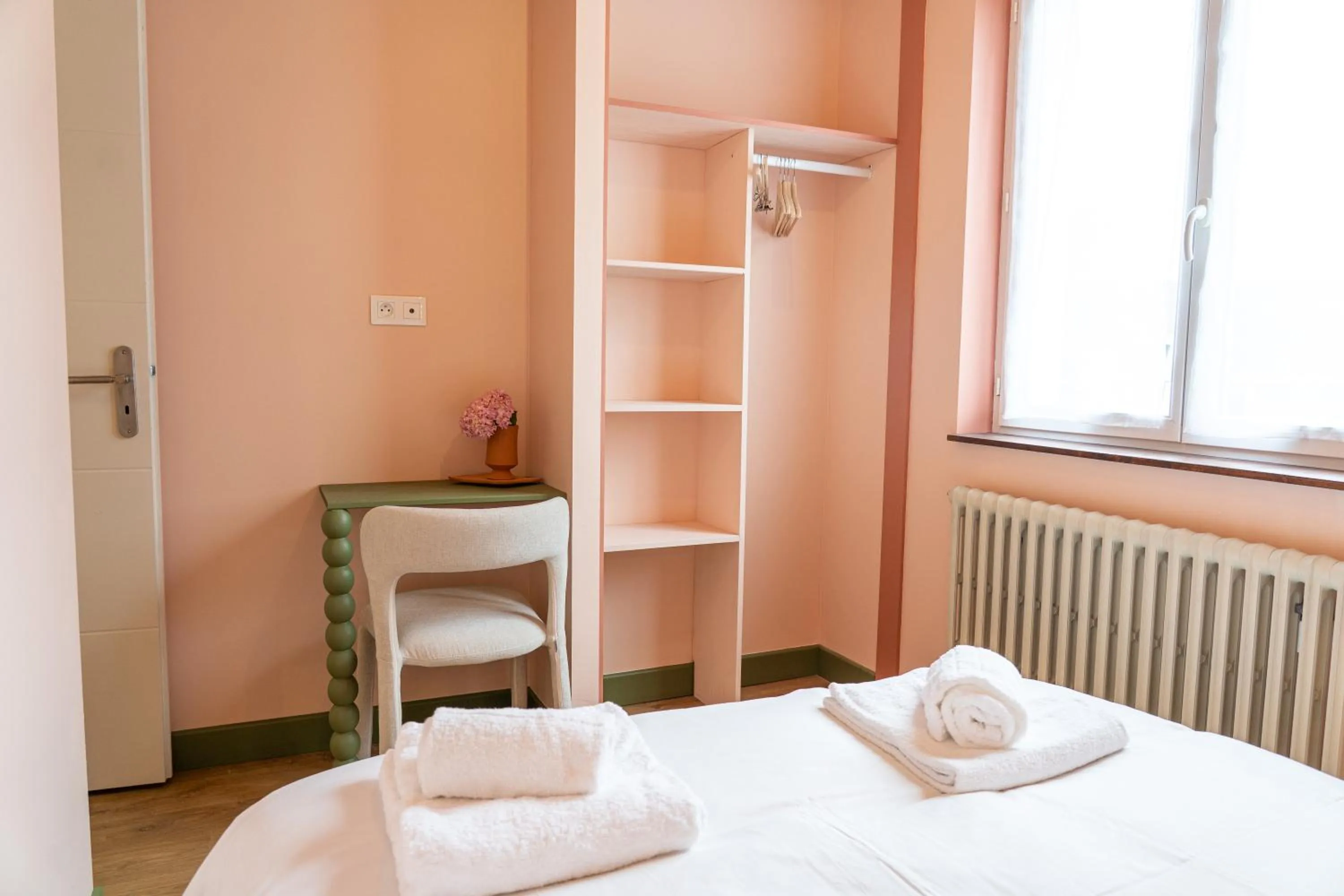 wardrobe, Bed in Hotel Bleu Soleil