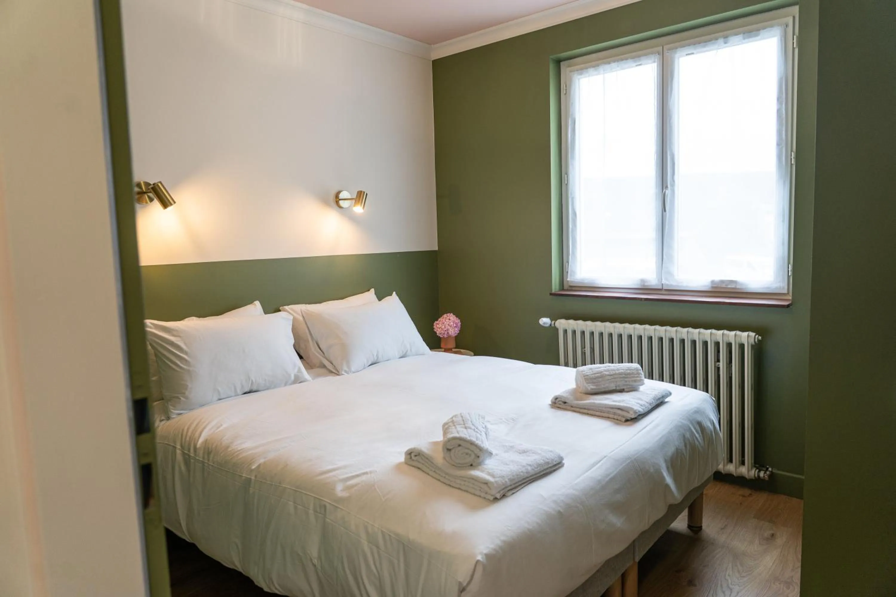 Photo of the whole room, Bed in Hotel Bleu Soleil