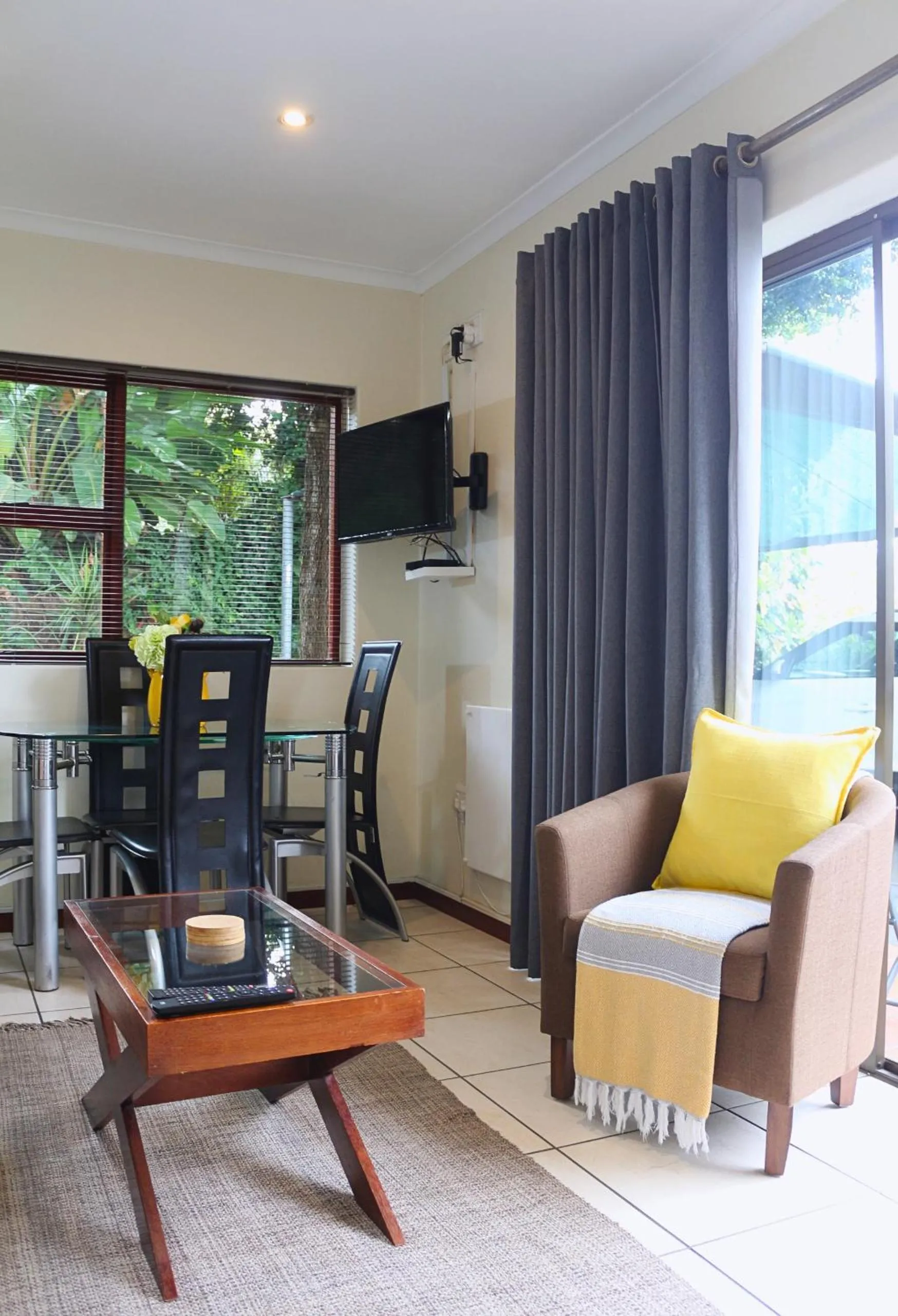 TV and multimedia in Tyger Classique Self-Catering Cape Town, Tyger Valley