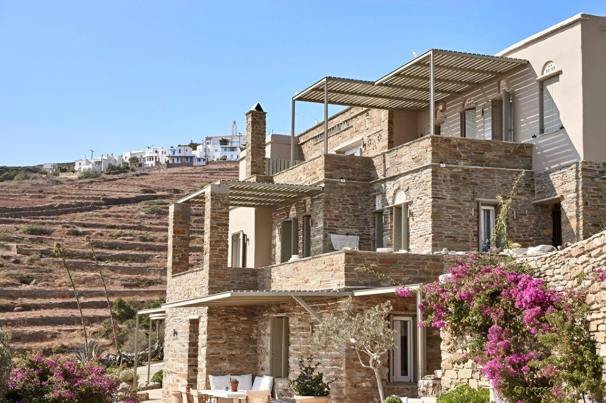 Property building in Aeolis Tinos Suites