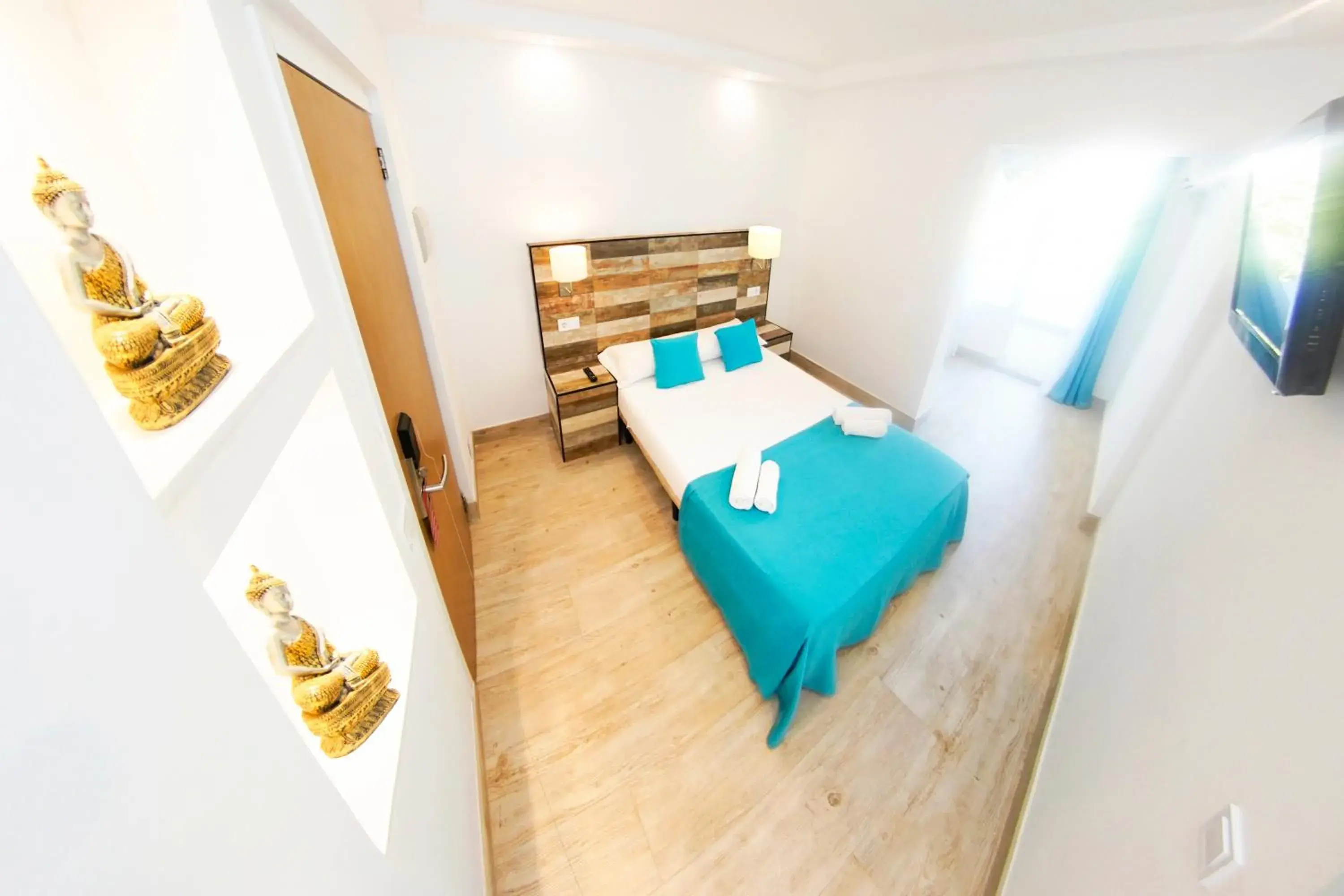 Double Room with Terrace with Free Airport Shuttle in Hotel Zen Airport Double Room with Terrace with Free Airport Shuttle in Hotel Zen Airport