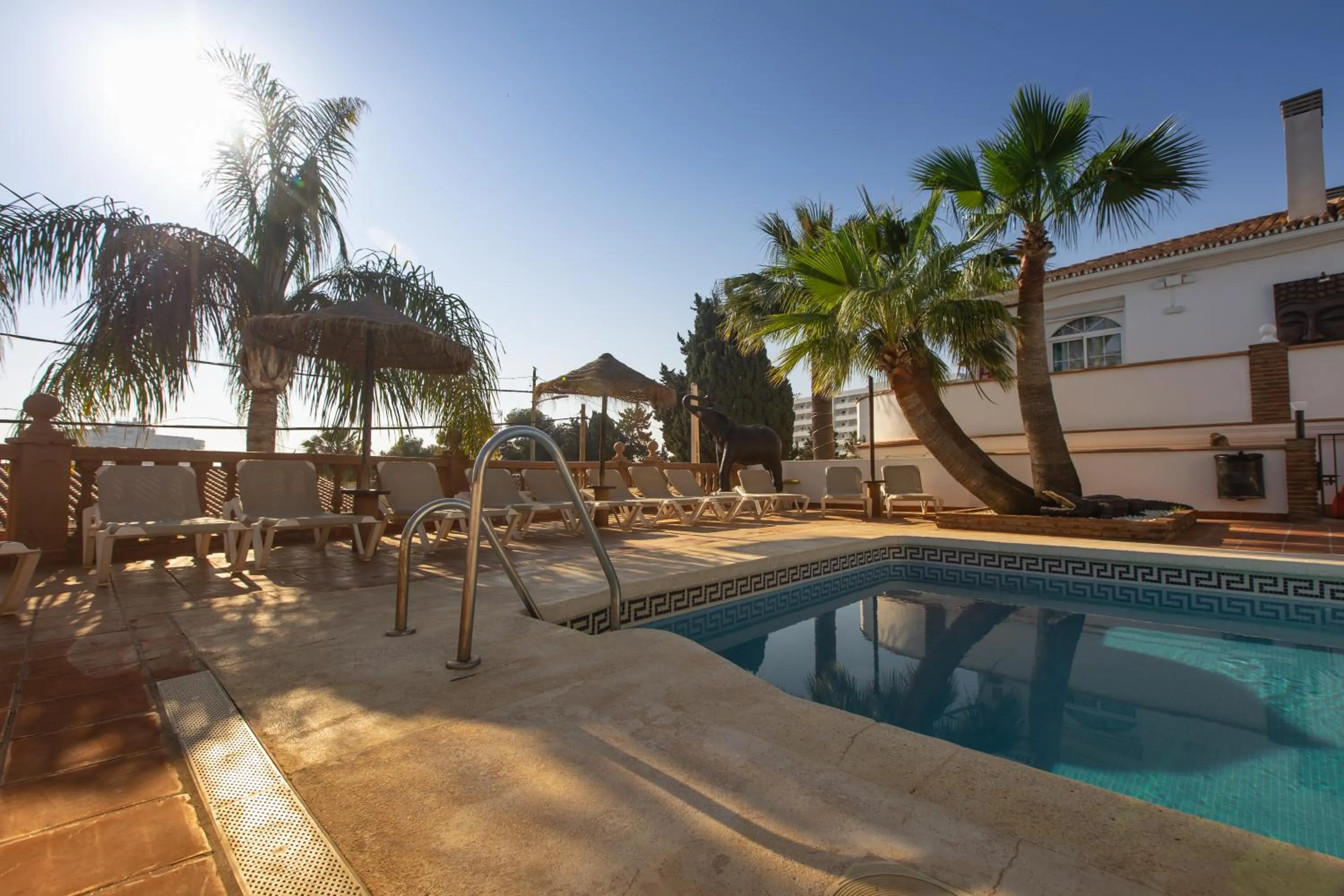 Pool view in Hotel Zen Airport