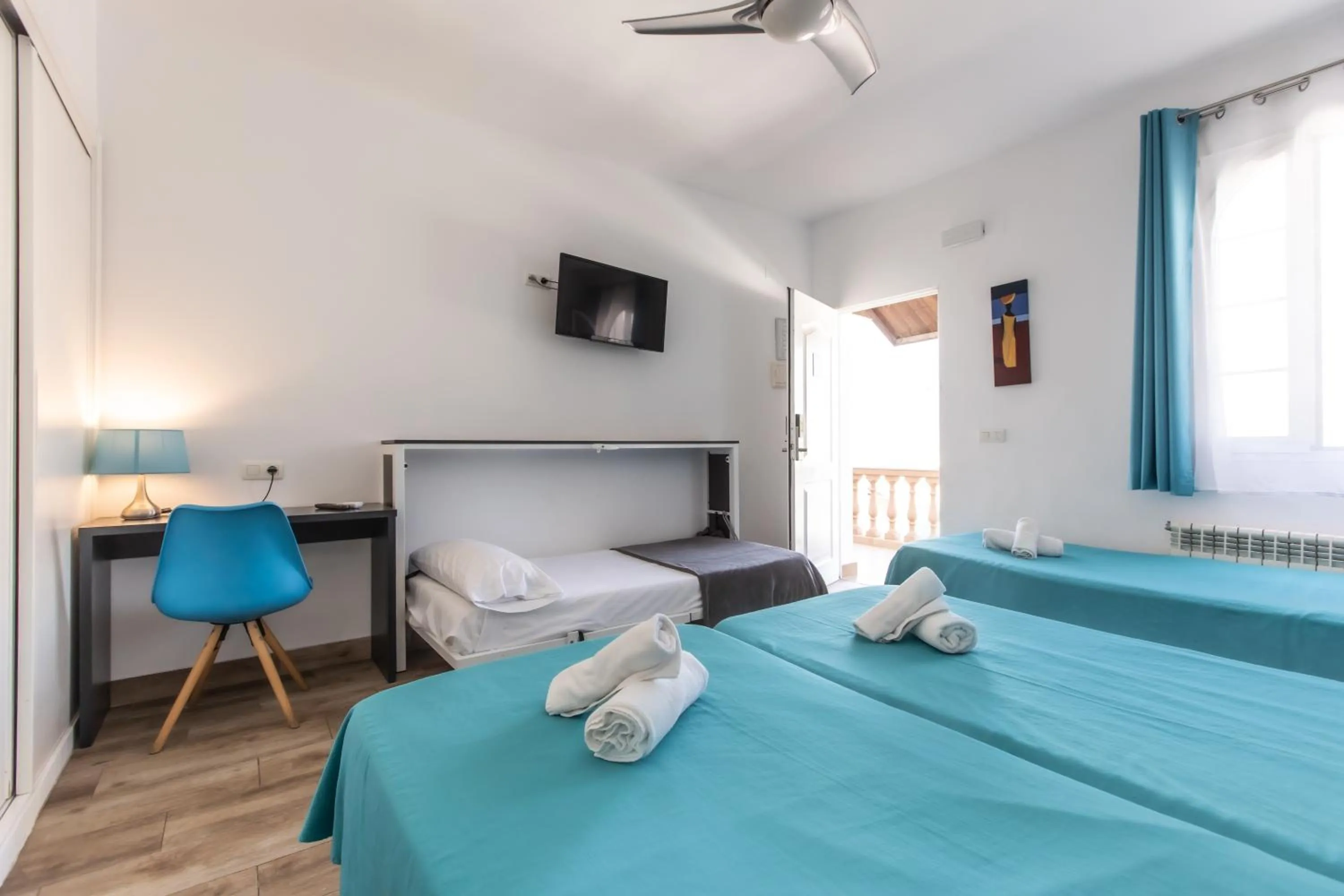 Bed in Hotel Zen Airport