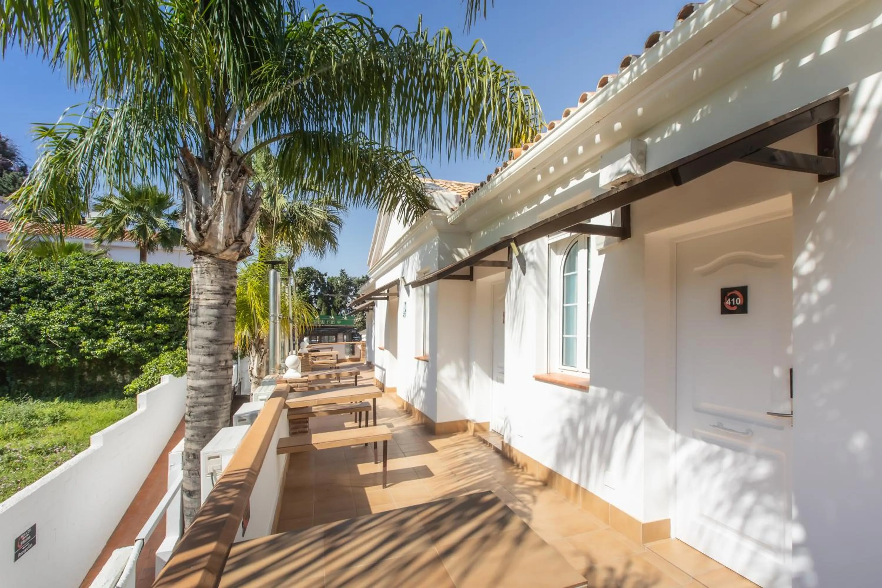 Property building in Hotel Zen Airport