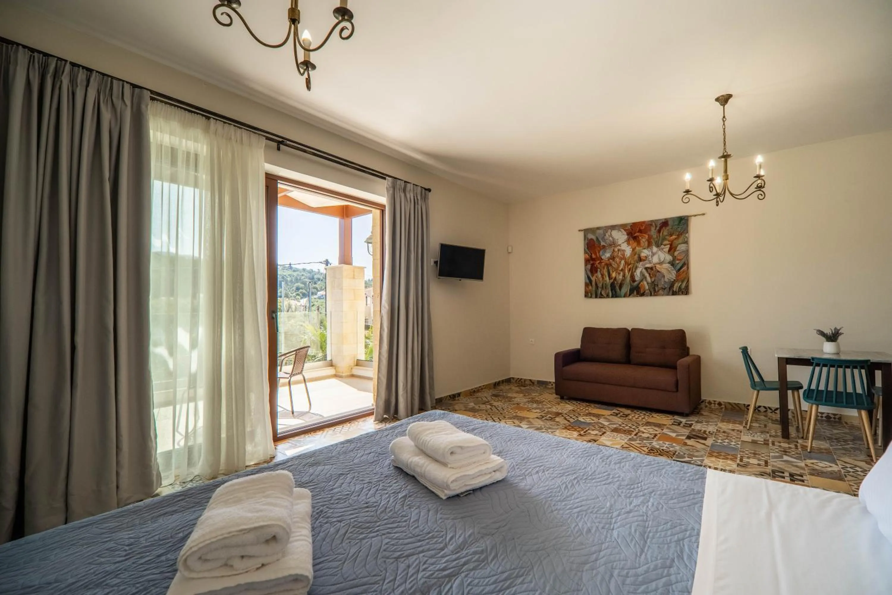 Bed in Altirina Studios