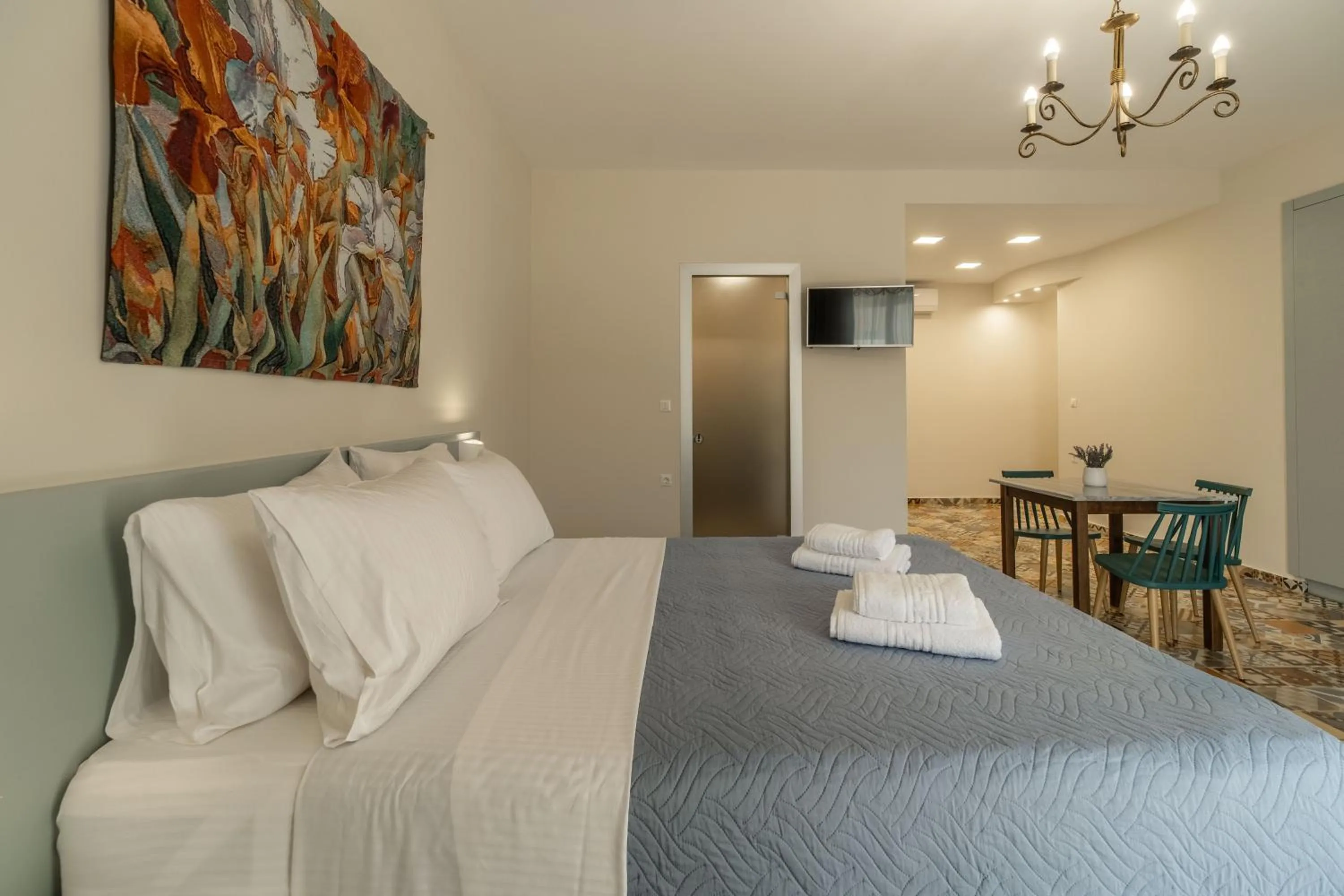 Bed in Altirina Studios