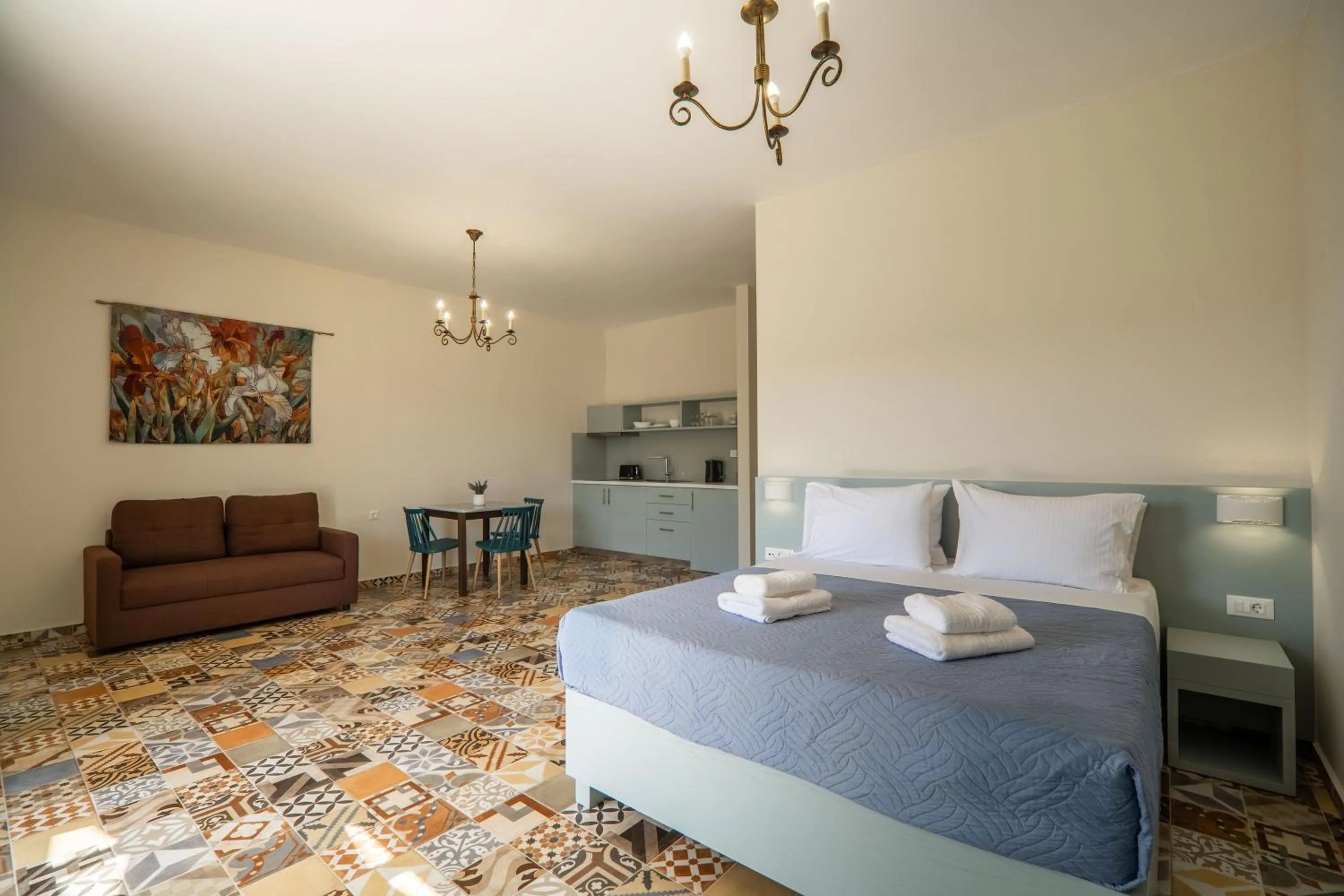 Bed in Altirina Studios