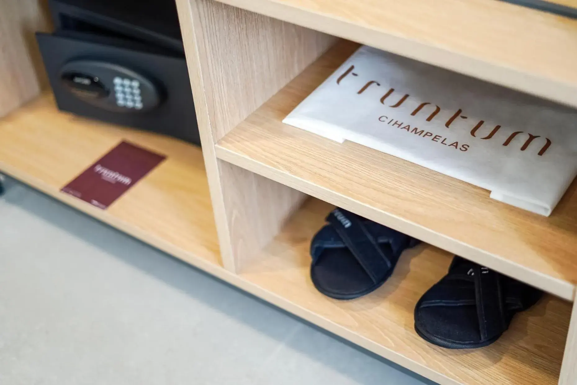 Deluxe Twin Room in Truntum Cihampelas Deluxe Twin Room in Truntum Cihampelas