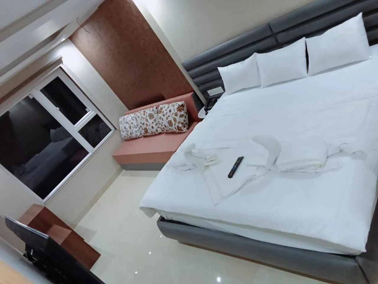 Kiwi Inn Hotel, Ujjain