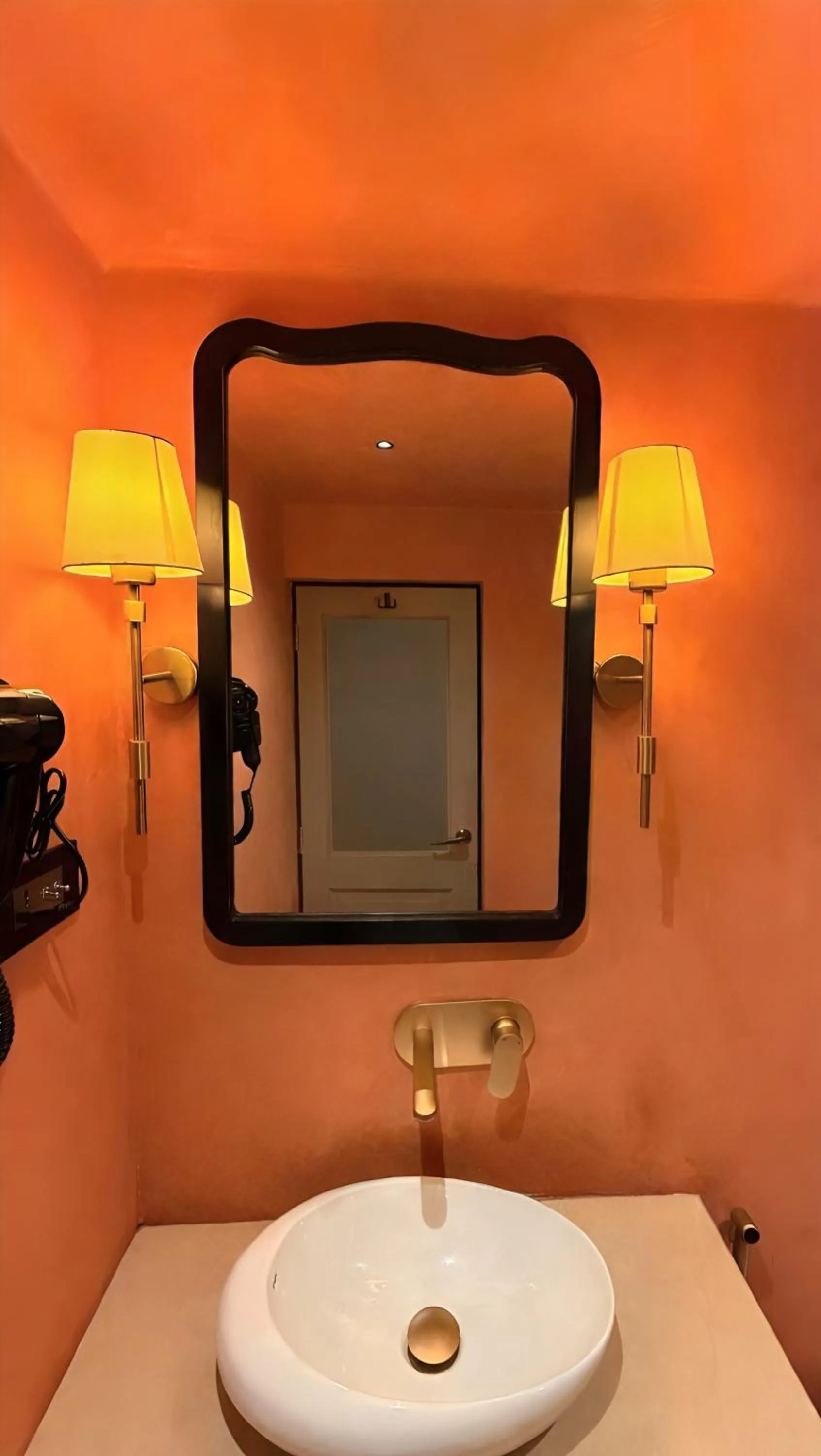 Bathroom in Hotel White Pearl - Colaba Mumbai