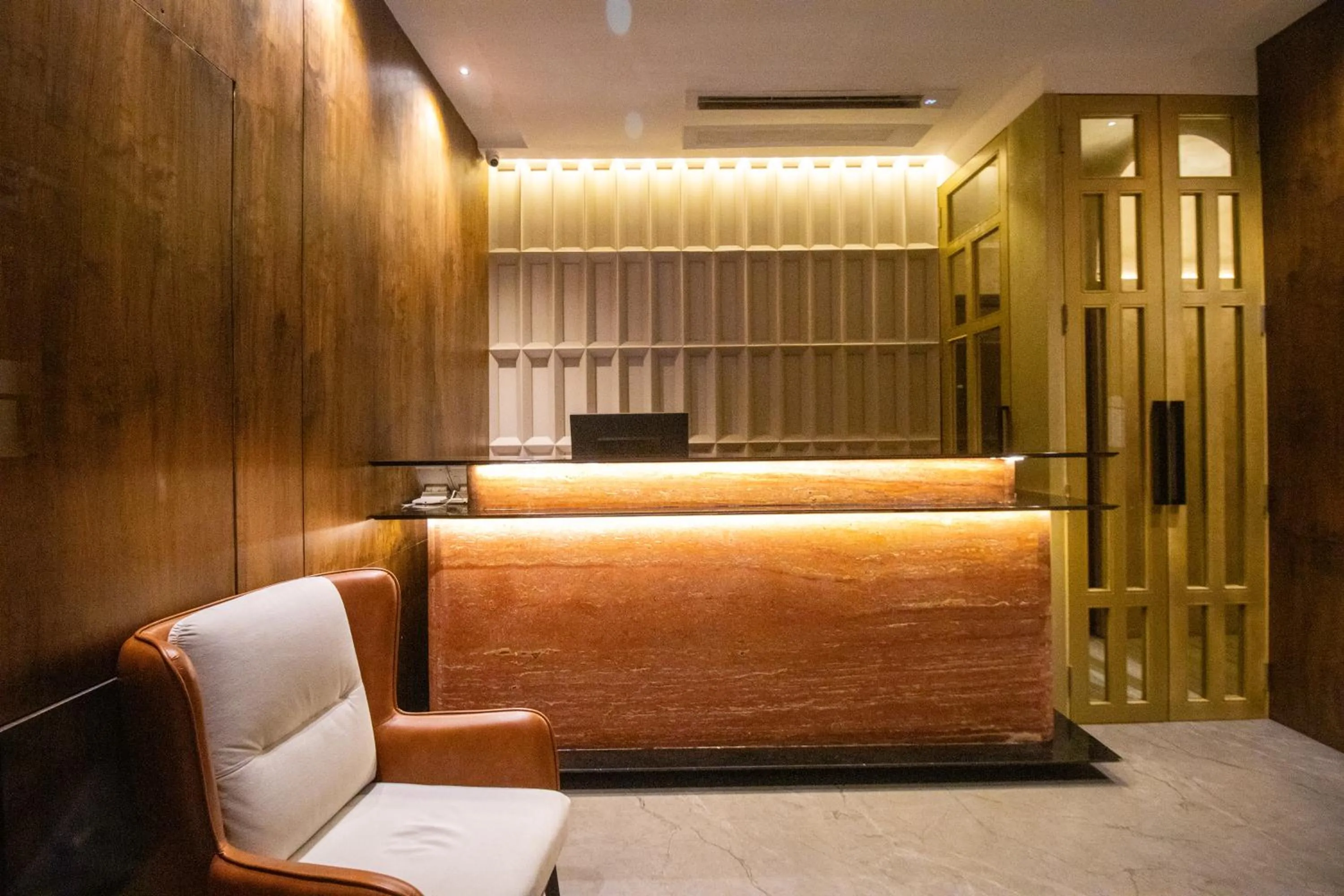 Lobby or reception in Hotel White Pearl - Colaba Mumbai