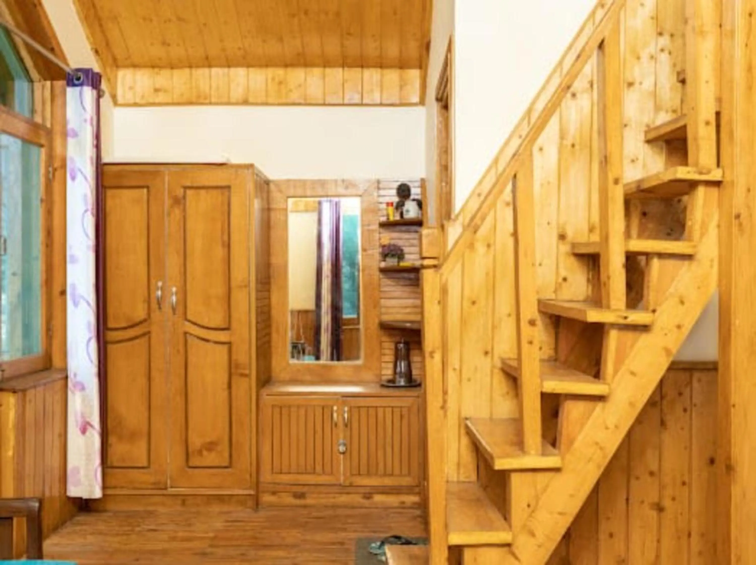 wardrobe in Majestic View Cottages