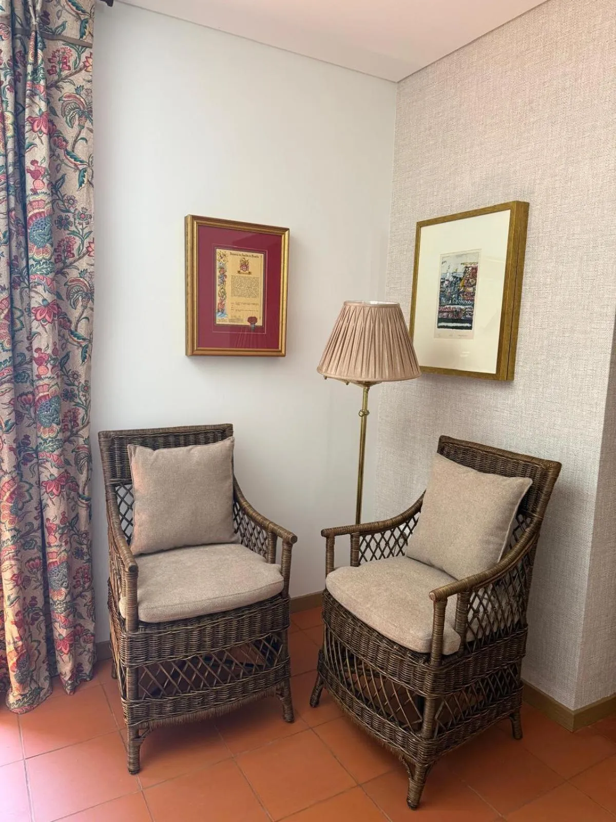 Seating area in Casas da Memória