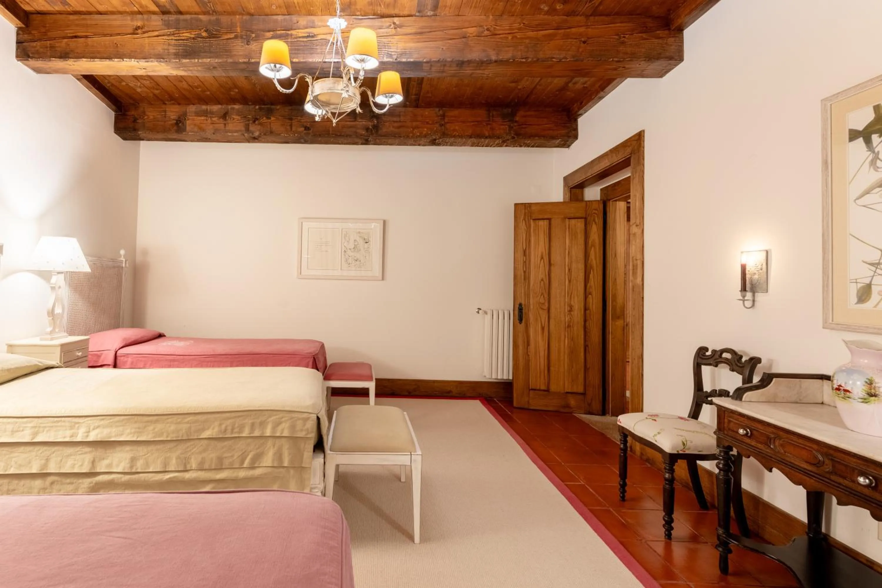 Bedroom, Bed in Casas da Memória