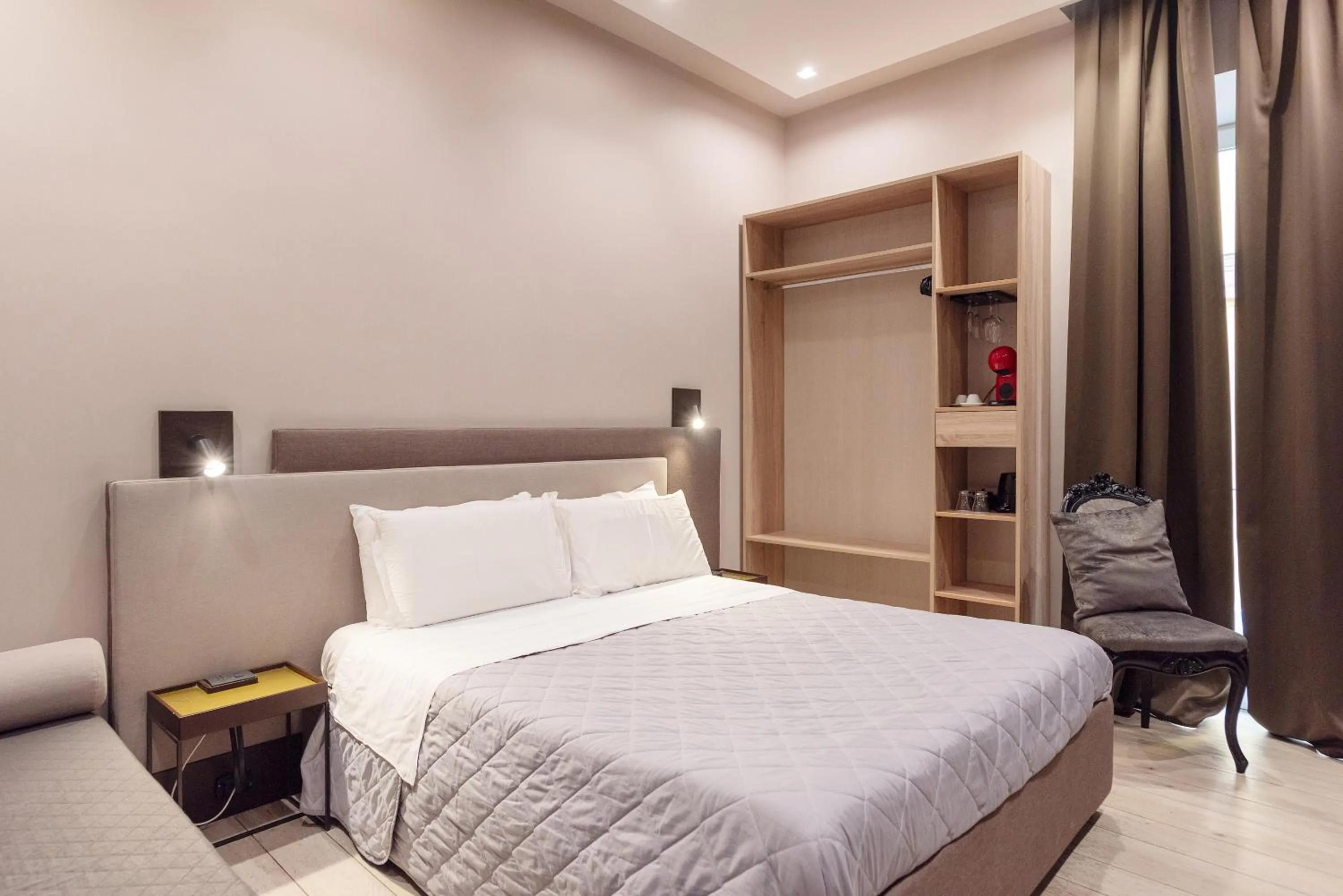 Bed in Neapolis Lifestyle