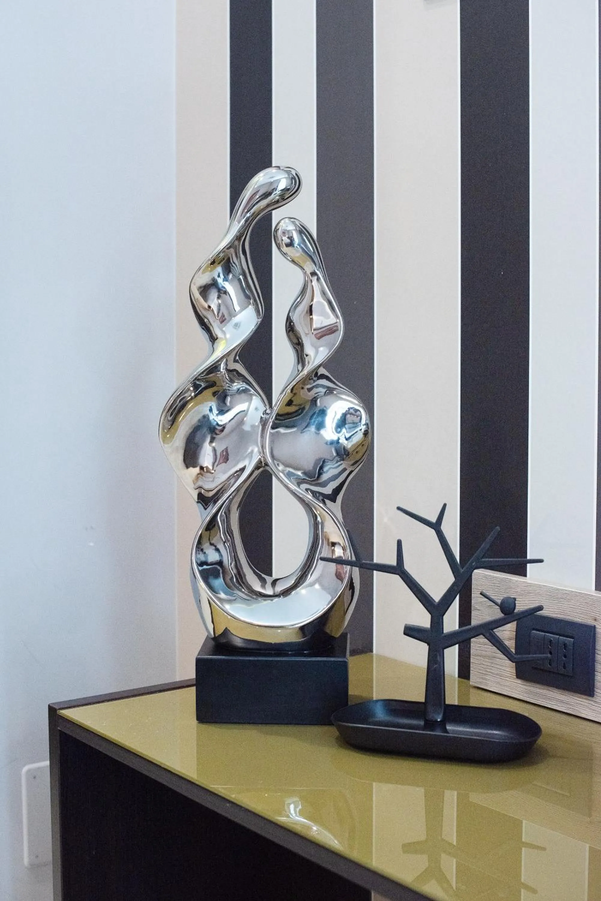 Decorative detail in Neapolis Lifestyle