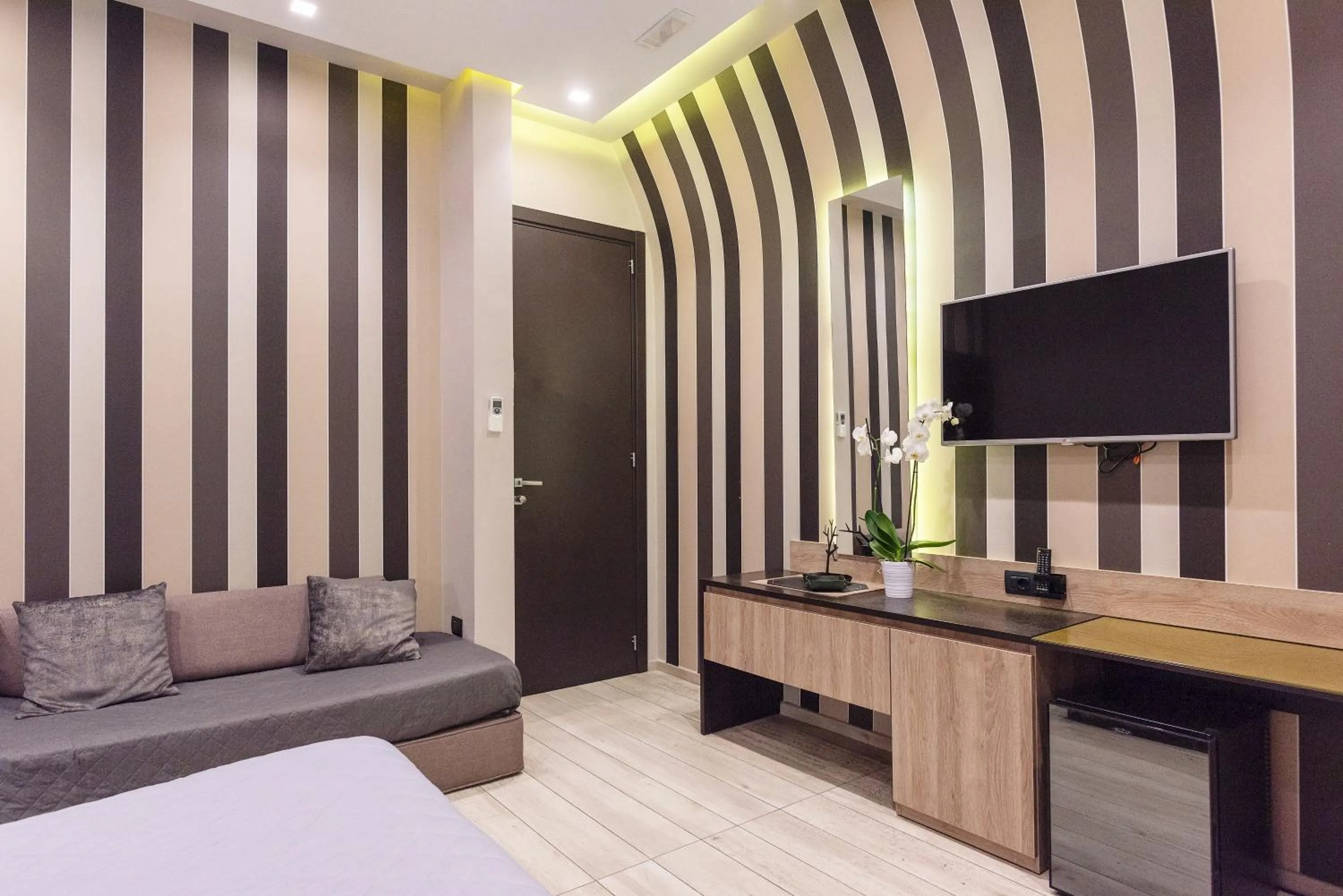 Bed in Neapolis Lifestyle