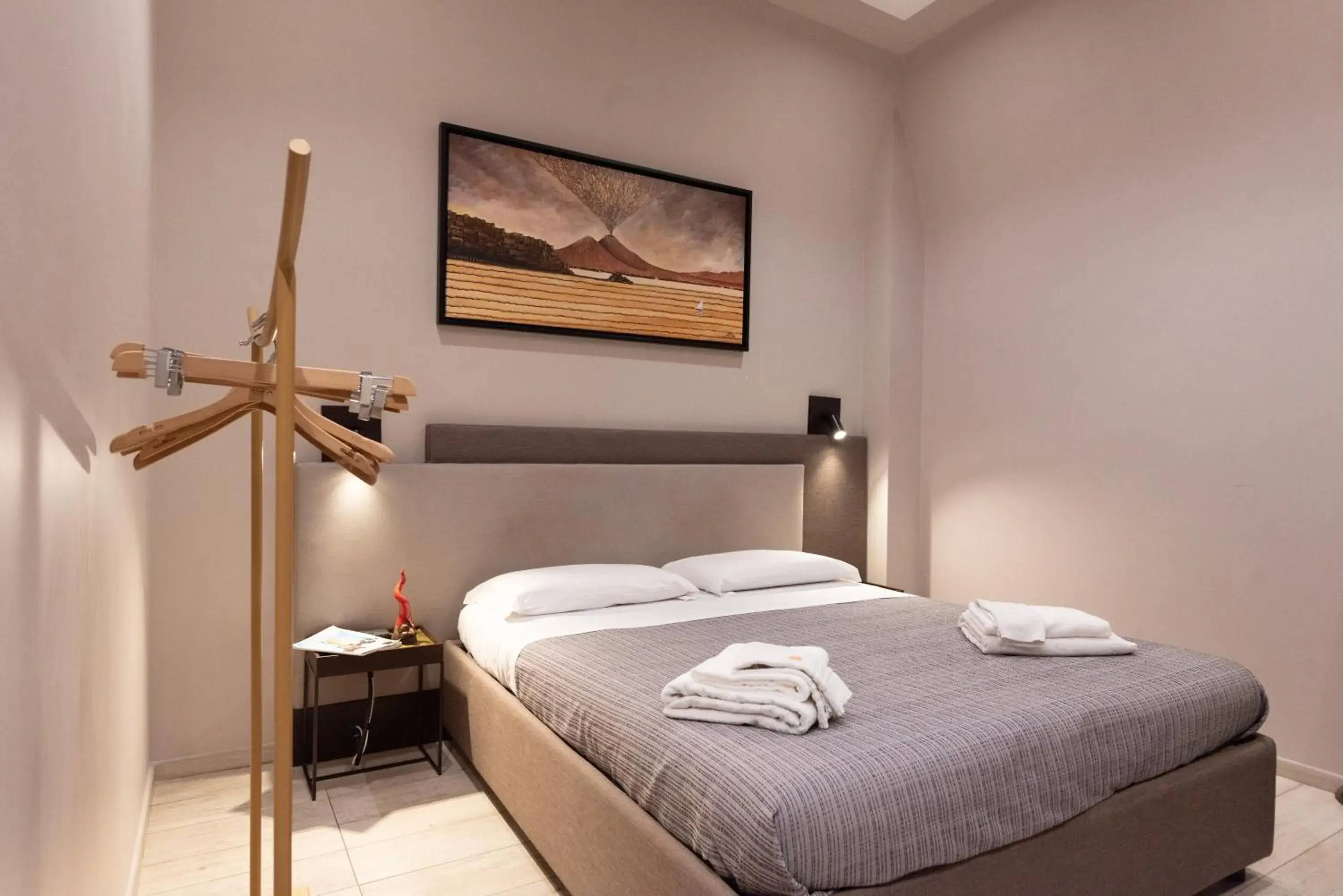 Double Room in Neapolis Lifestyle Double Room in Neapolis Lifestyle