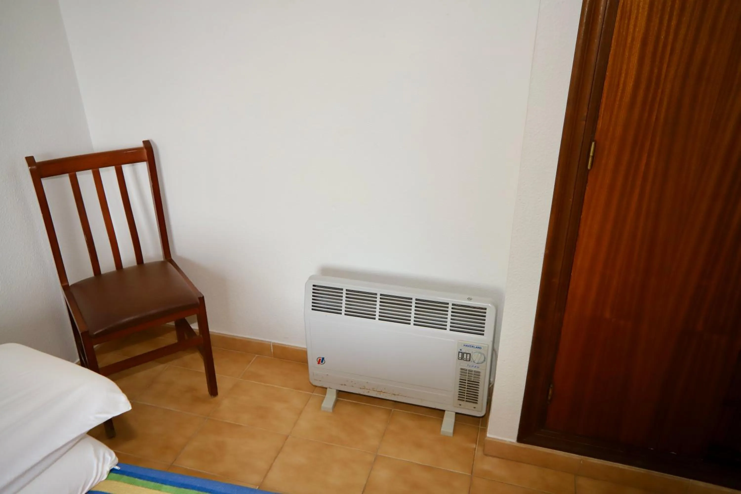 Bed in Apartamentos Torre Gerona